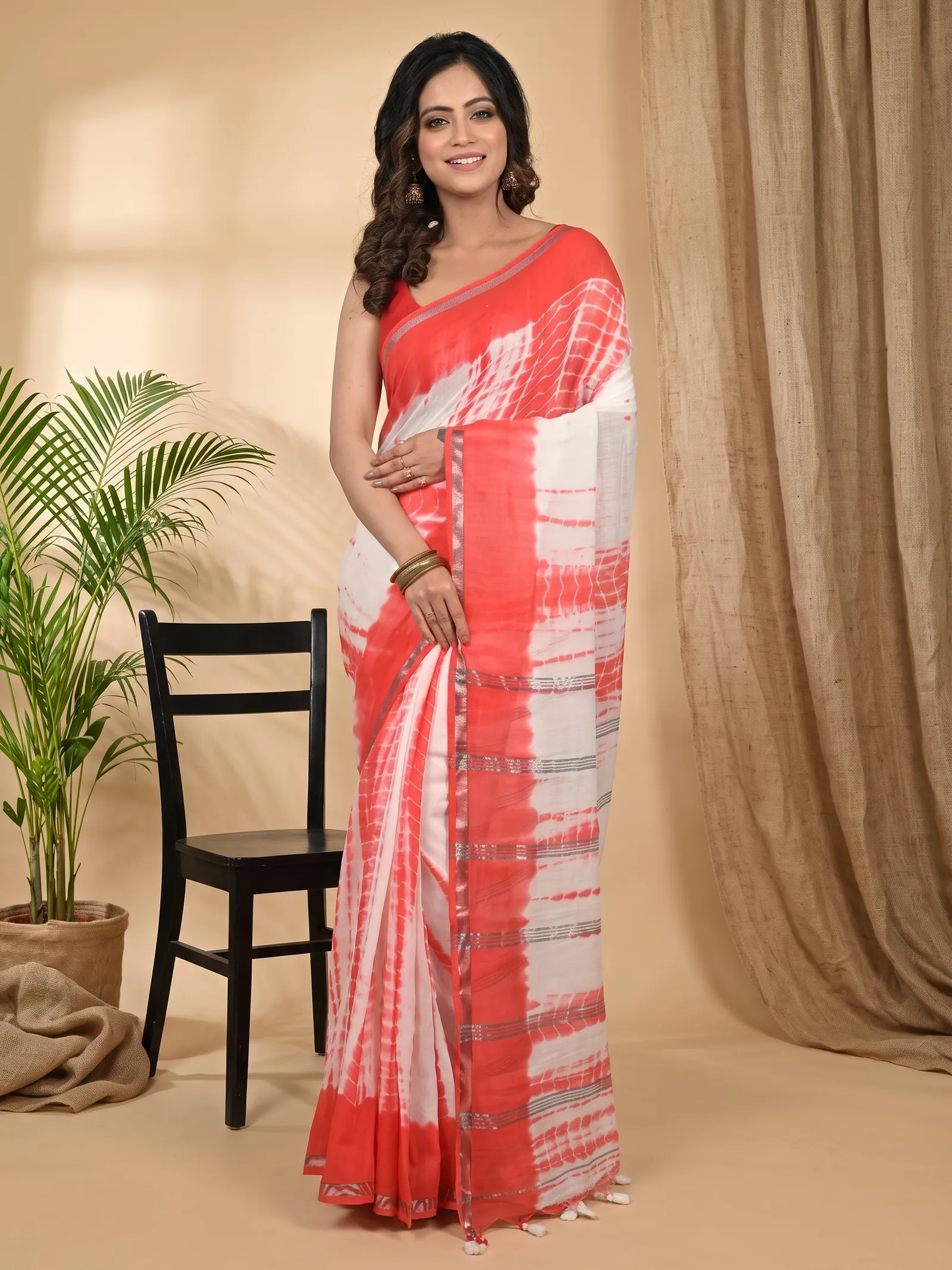 DipDiya Pure Cotton Red White Achmol Grace of Bengal Badhni Dye Sarees