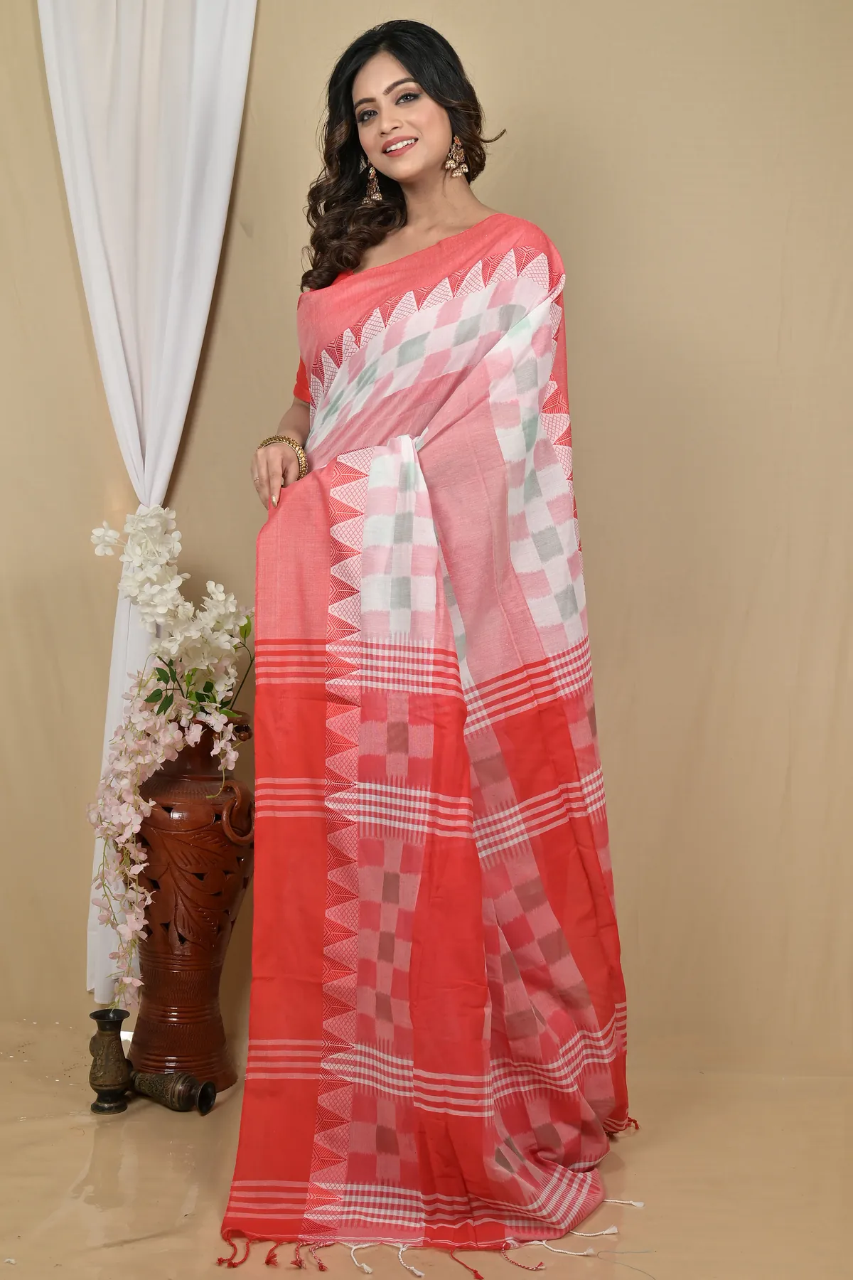 DipDiya Pure Cotton Red White Hiran Woven with Love Handloom Sarees