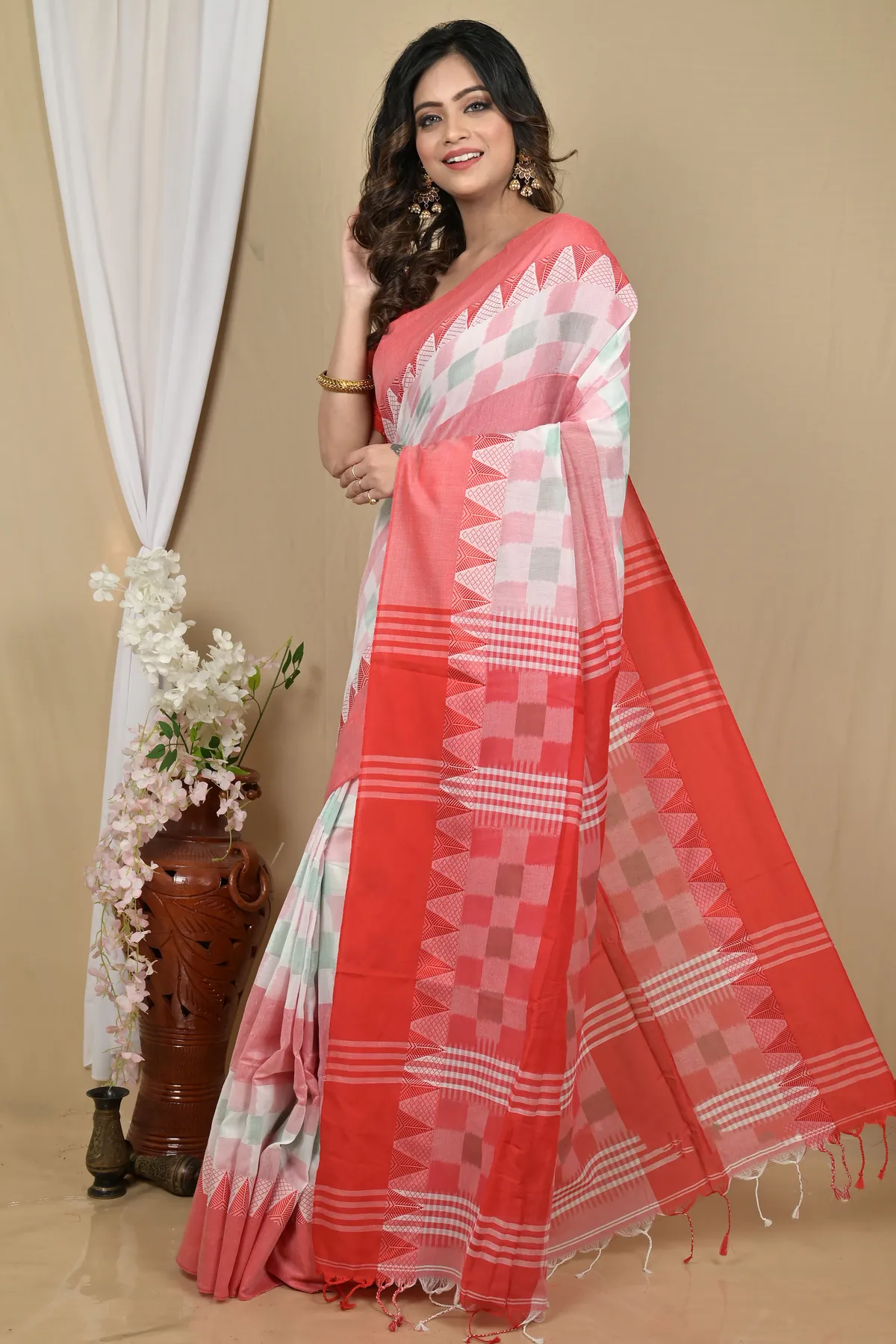 DipDiya Pure Cotton Red White Hiran Woven with Love Handloom Sarees