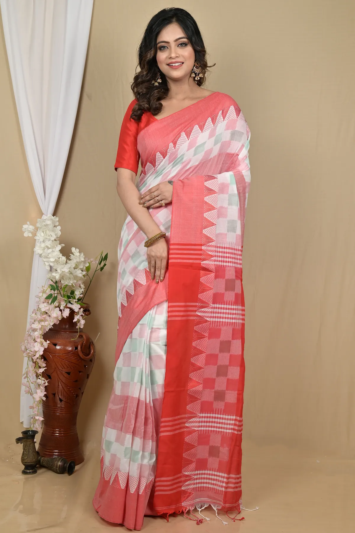 DipDiya Pure Cotton Red White Hiran Woven with Love Handloom Sarees