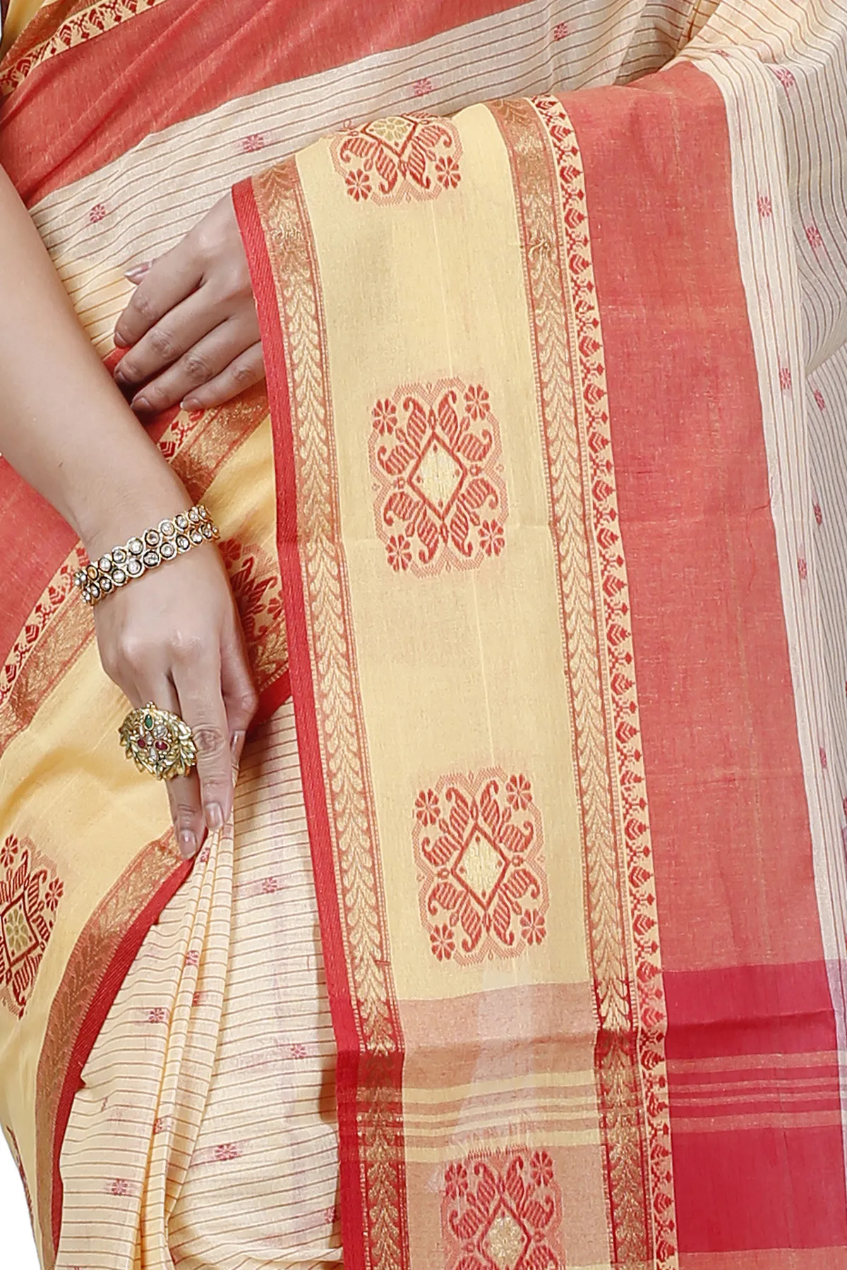 DipDiya Pure Cotton Red Yellow Uma Classic Grace Tant Sarees
