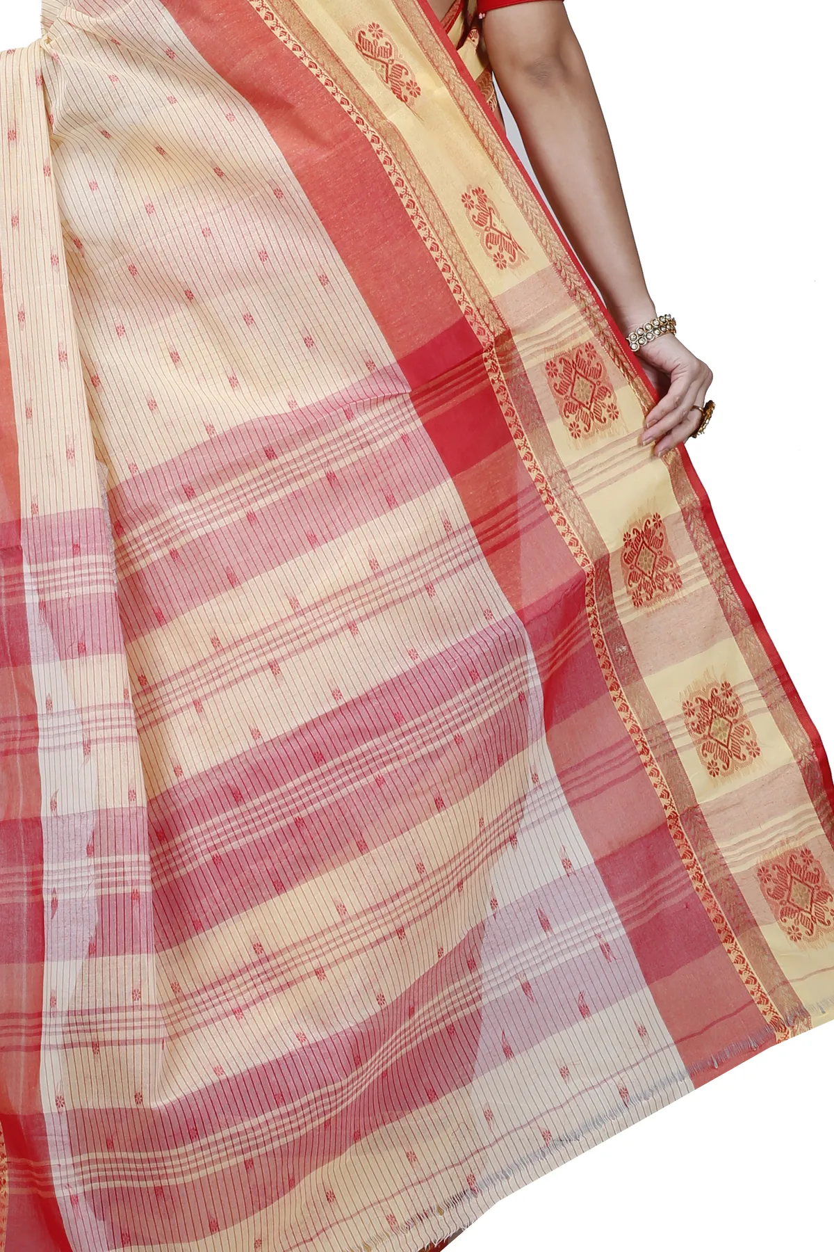 DipDiya Pure Cotton Red Yellow Uma Classic Grace Tant Sarees