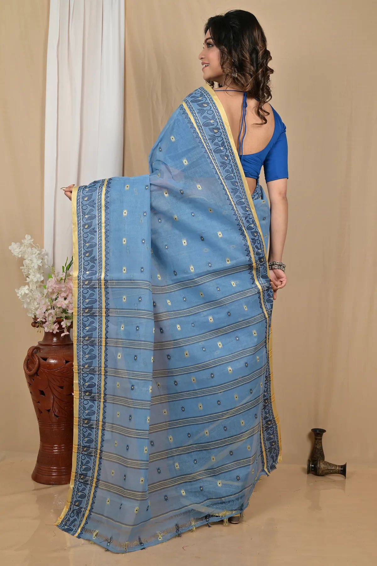 DipDiya Pure Cotton Royal Blue Achlin Classic Bengali Tant Sarees