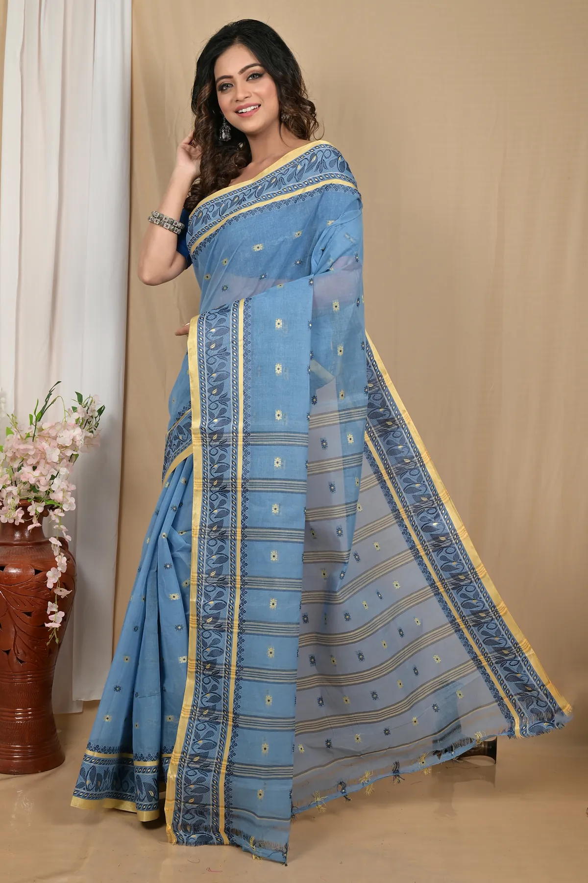 DipDiya Pure Cotton Royal Blue Achlin Classic Bengali Tant Sarees