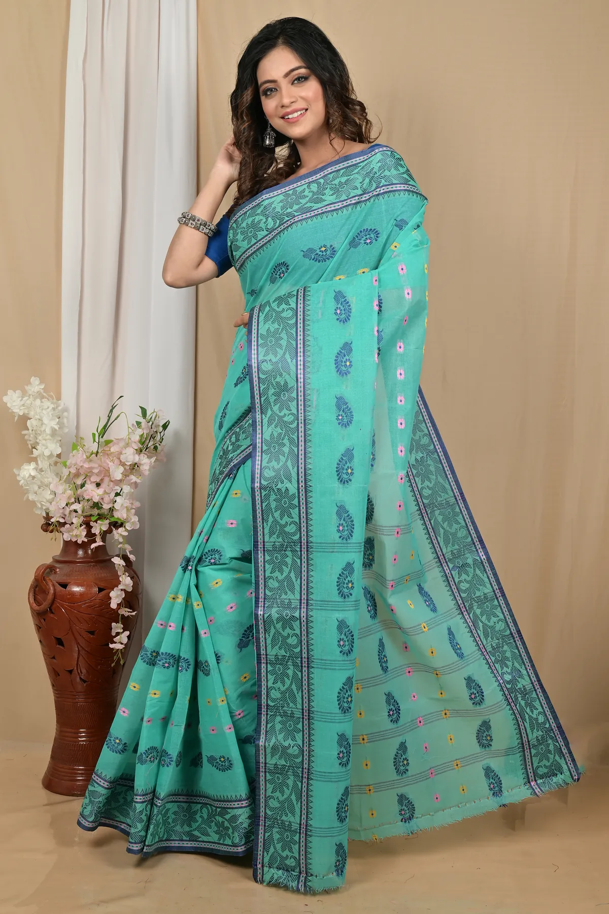 DipDiya Pure Cotton Sea Green Achrol Rooted in Bengal Tant Sarees