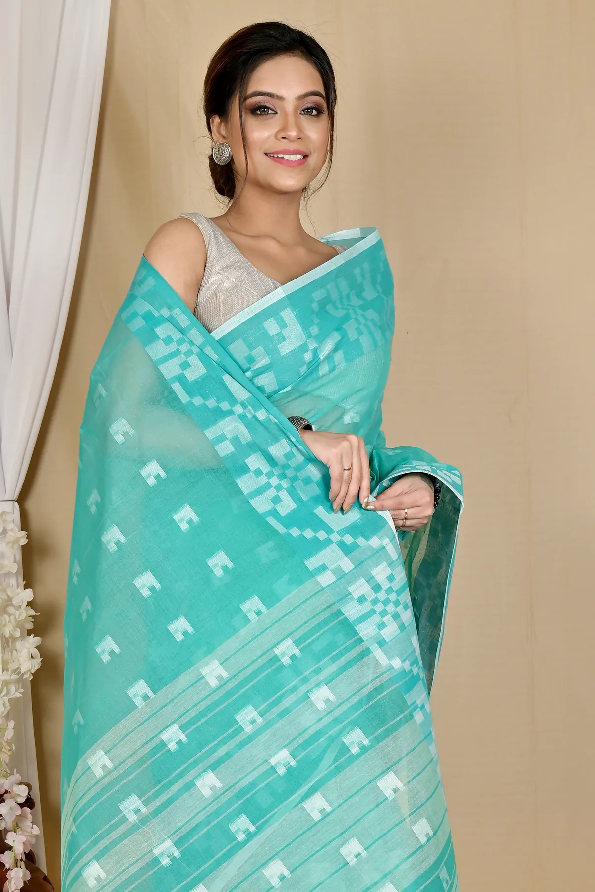 DipDiya Pure Cotton See Blue Aptuk Elegance in Every Weave Tant Sarees