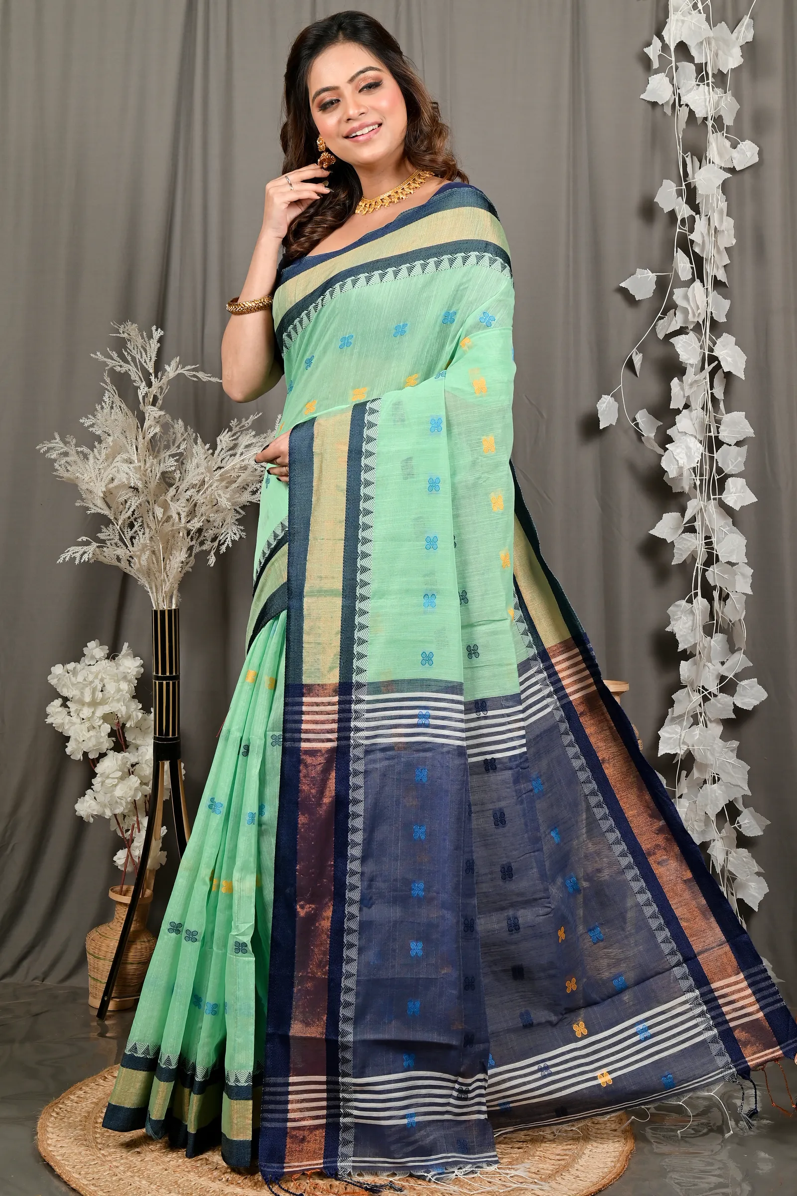 DipDiya Pure Cotton See Green Blue. Debasi Bengali Heritage Handloom Sarees