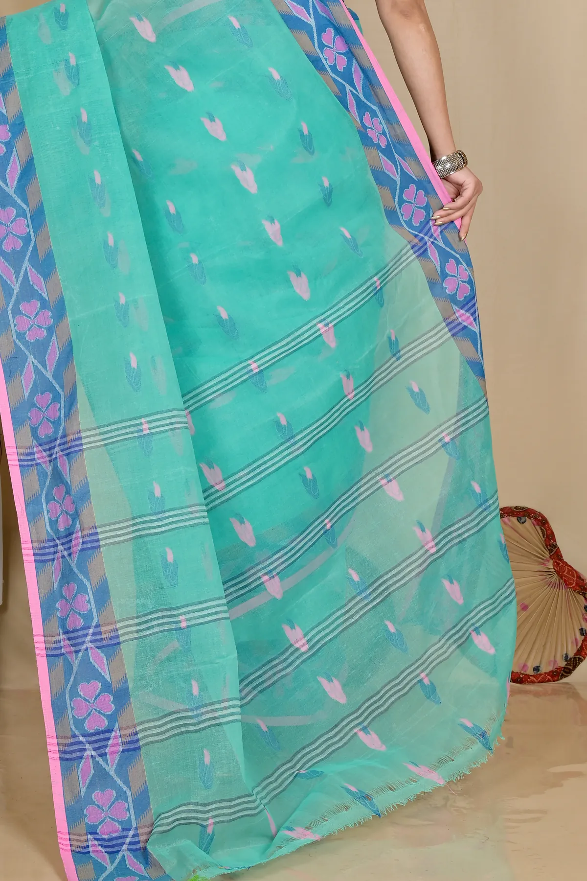 DipDiya Pure Cotton See Green Komtai Crafted in Bengal Tant Sarees
