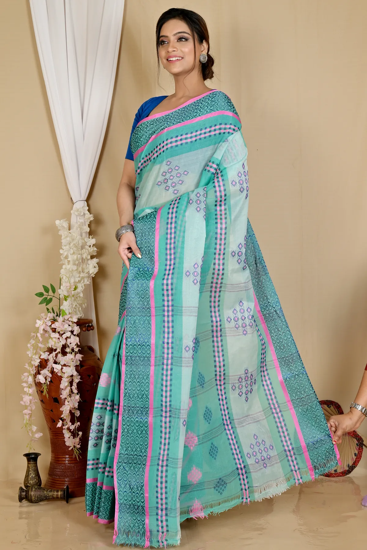 DipDiya Pure Cotton See Green Krita Woven with Love Tant Sarees
