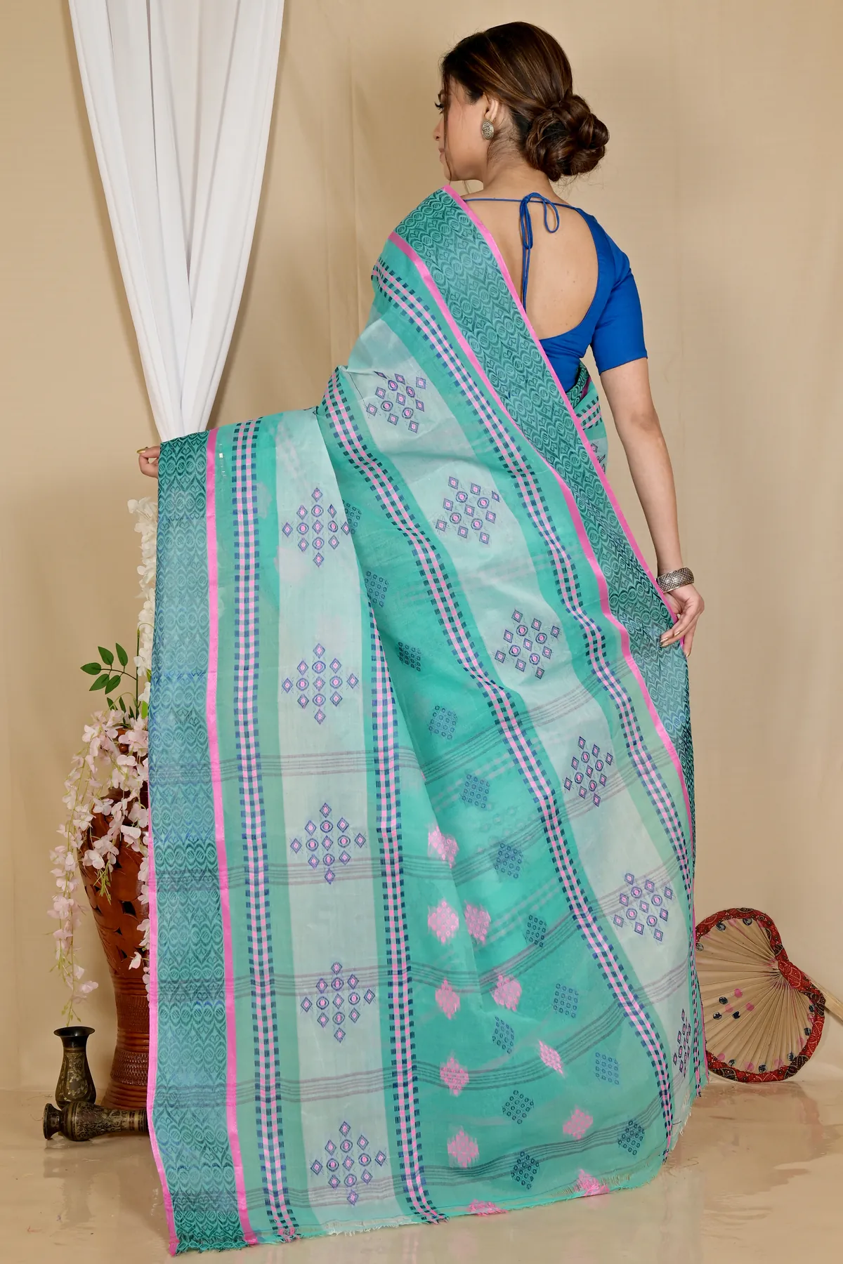 DipDiya Pure Cotton See Green Krita Woven with Love Tant Sarees