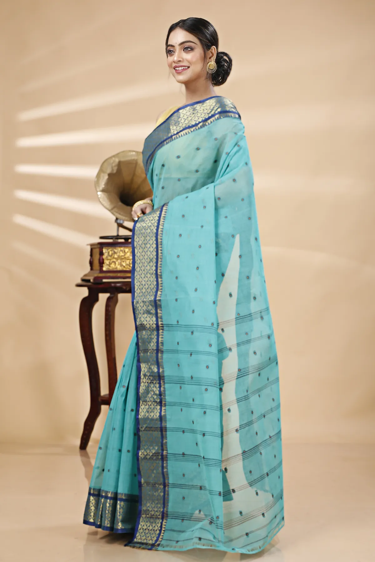 DipDiya Pure Cotton See Green Peral Crafted in Bengal Tant Sarees