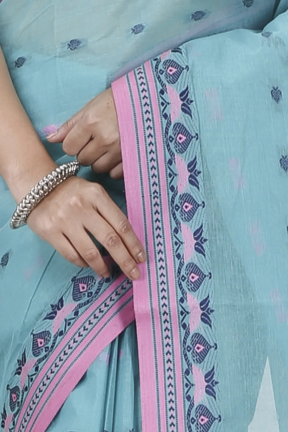 DipDiya Pure Cotton See Green Uvra Crafted by Artisans Tant Sarees