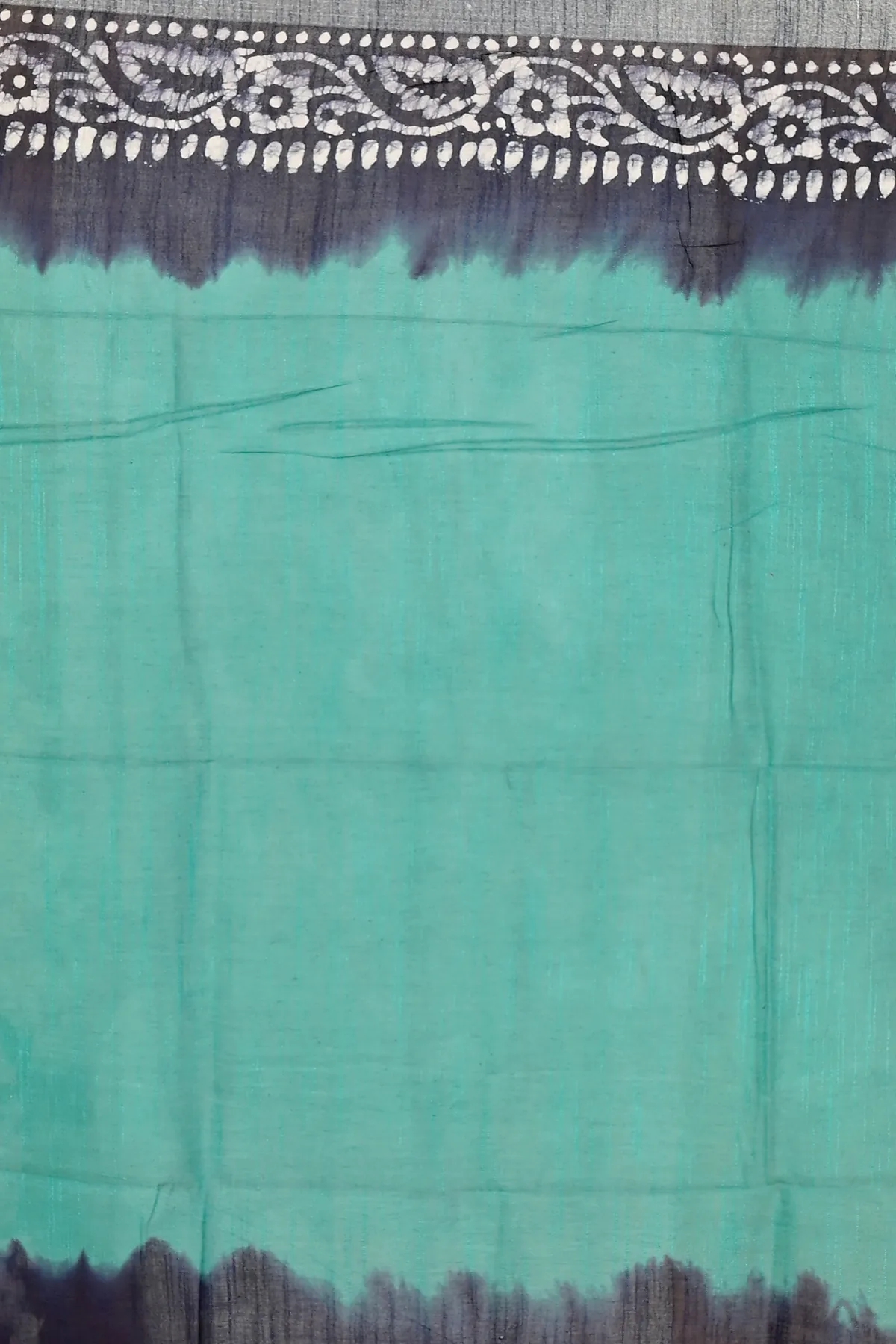 DipDiya Pure Cotton Sky Blue Batika Classic Bengali Batik Print Sarees