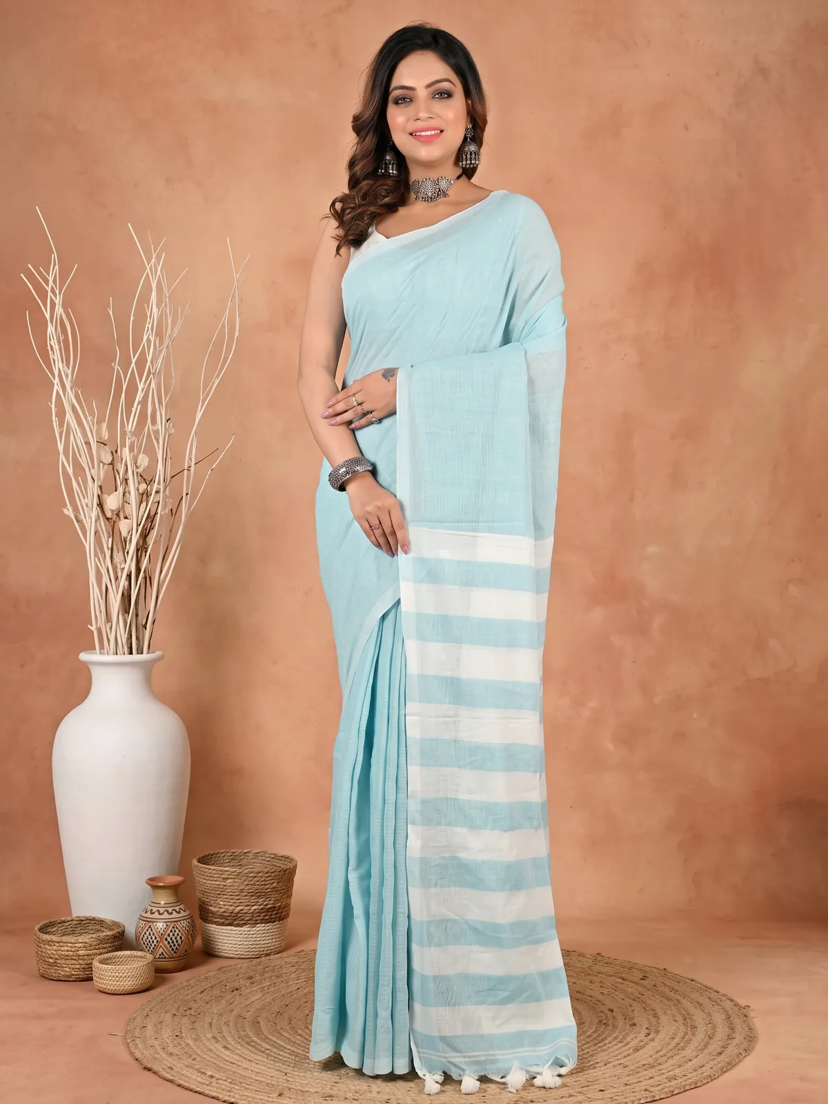 DipDiya Pure Cotton Sky Blue Bisti Timeless Elegance Handloom Sarees