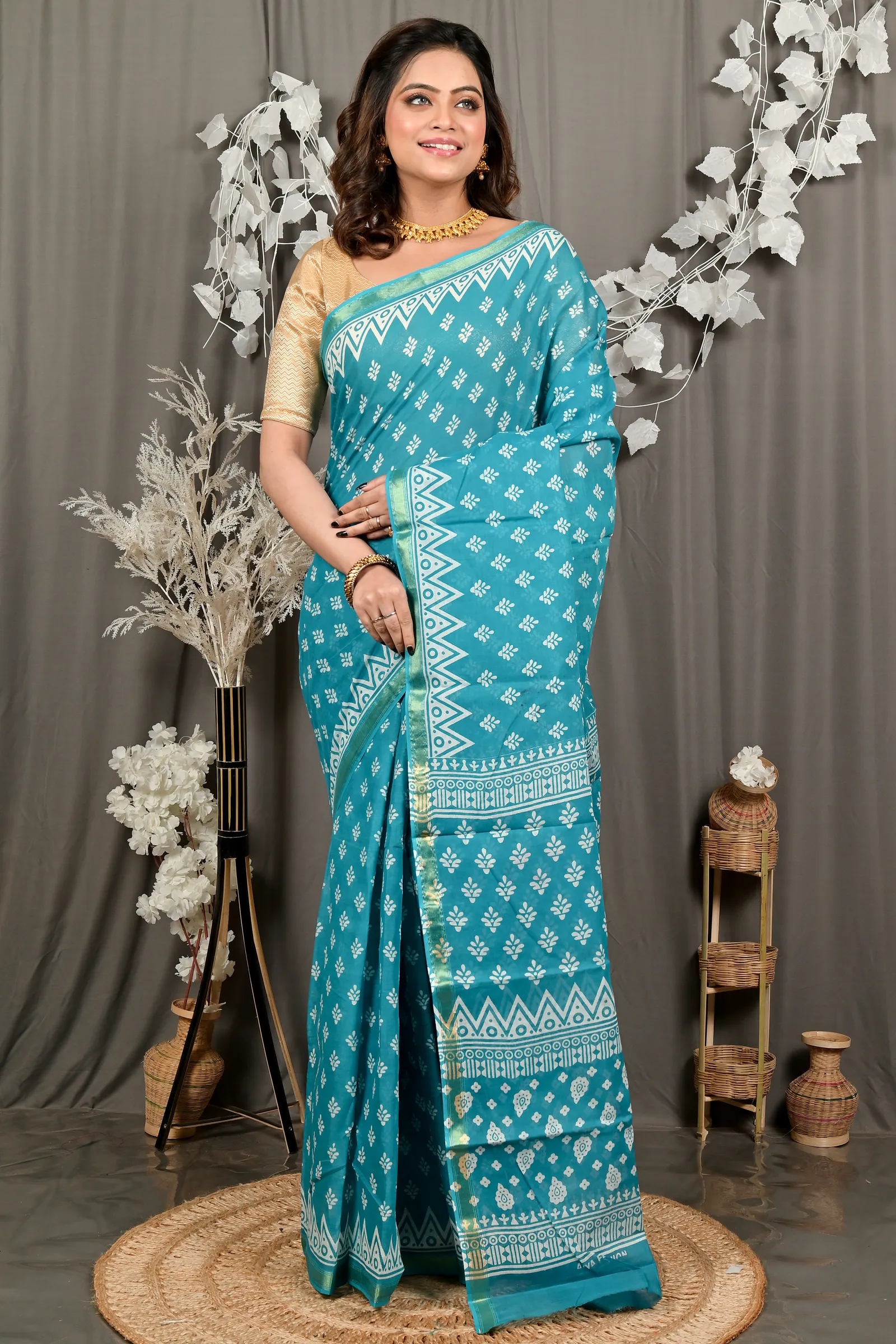 DipDiya Pure Cotton Sky Blue Febasi A Legacy Woven Batik Print Sarees