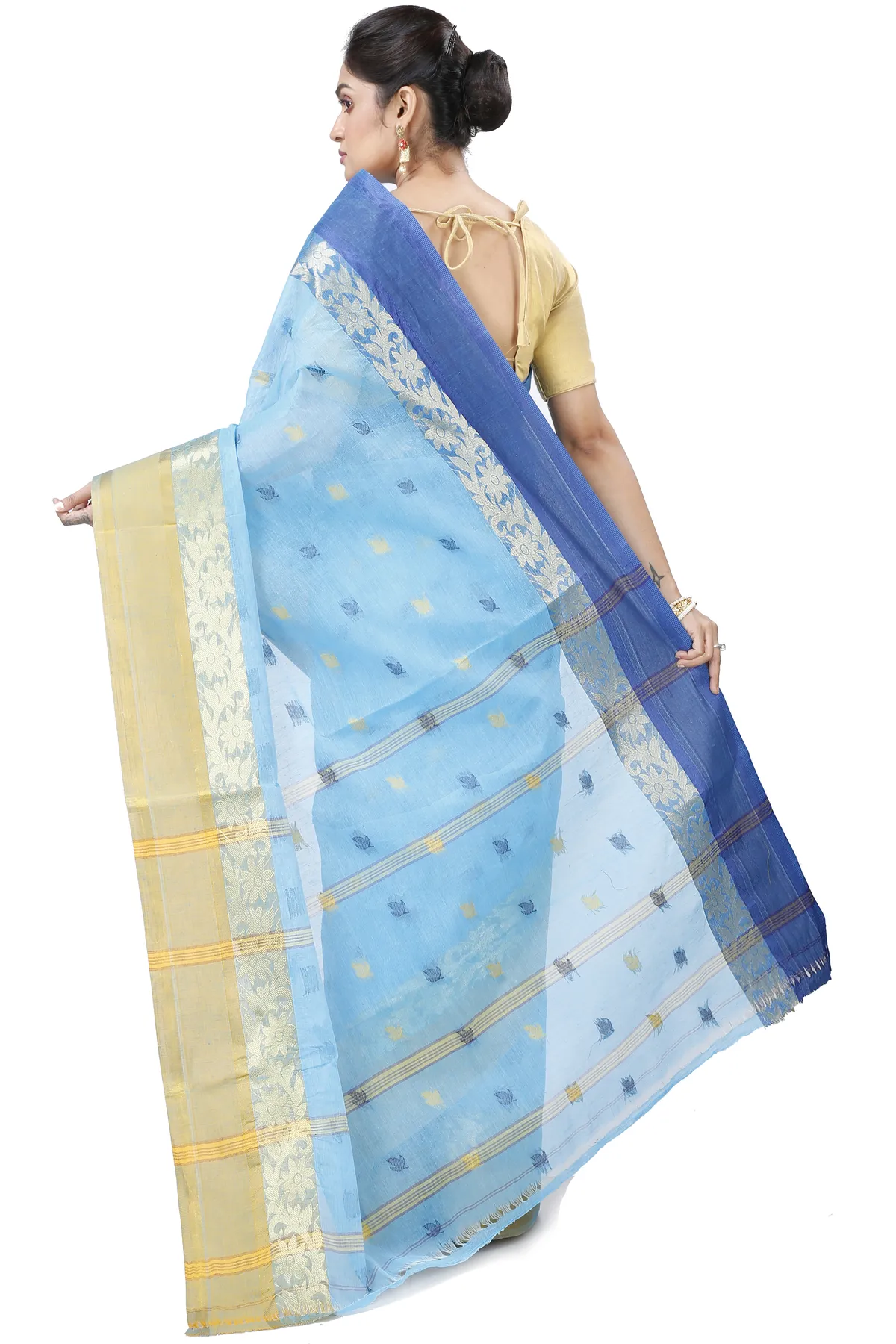 DipDiya Pure Cotton Sky Blue Geena Grace of Bengal Tant Sarees