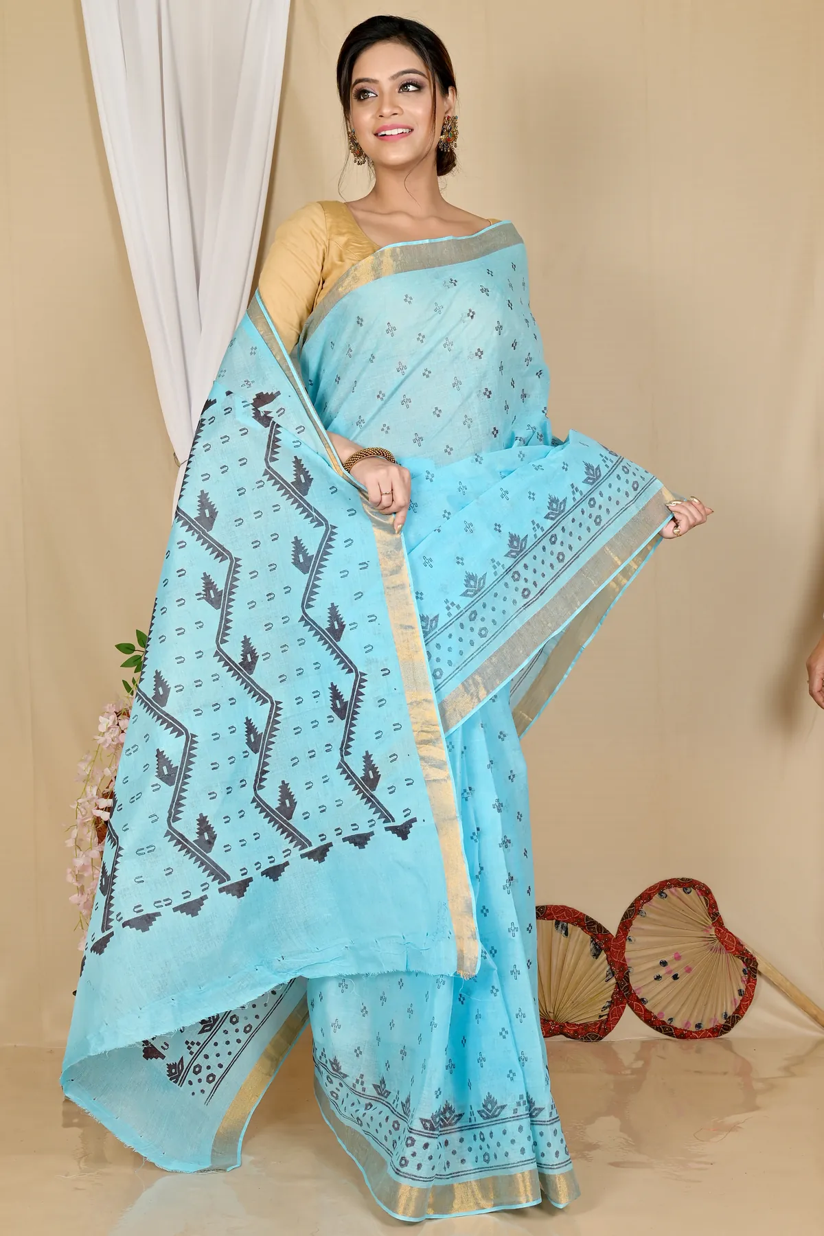 DipDiya Pure Cotton Sky Blue Luvna Elegance in Every Weave Printed Tant Sarees