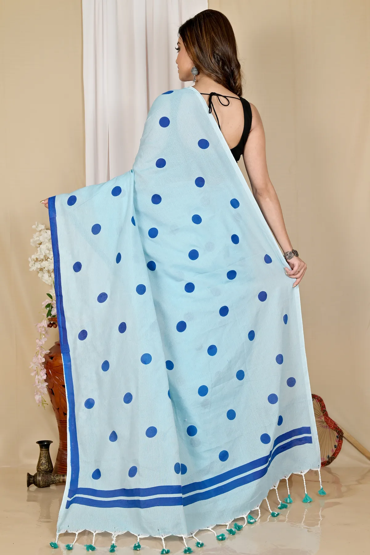 DipDiya Pure Cotton Sky Blue Tip Timeless Bengal Handloom Sarees