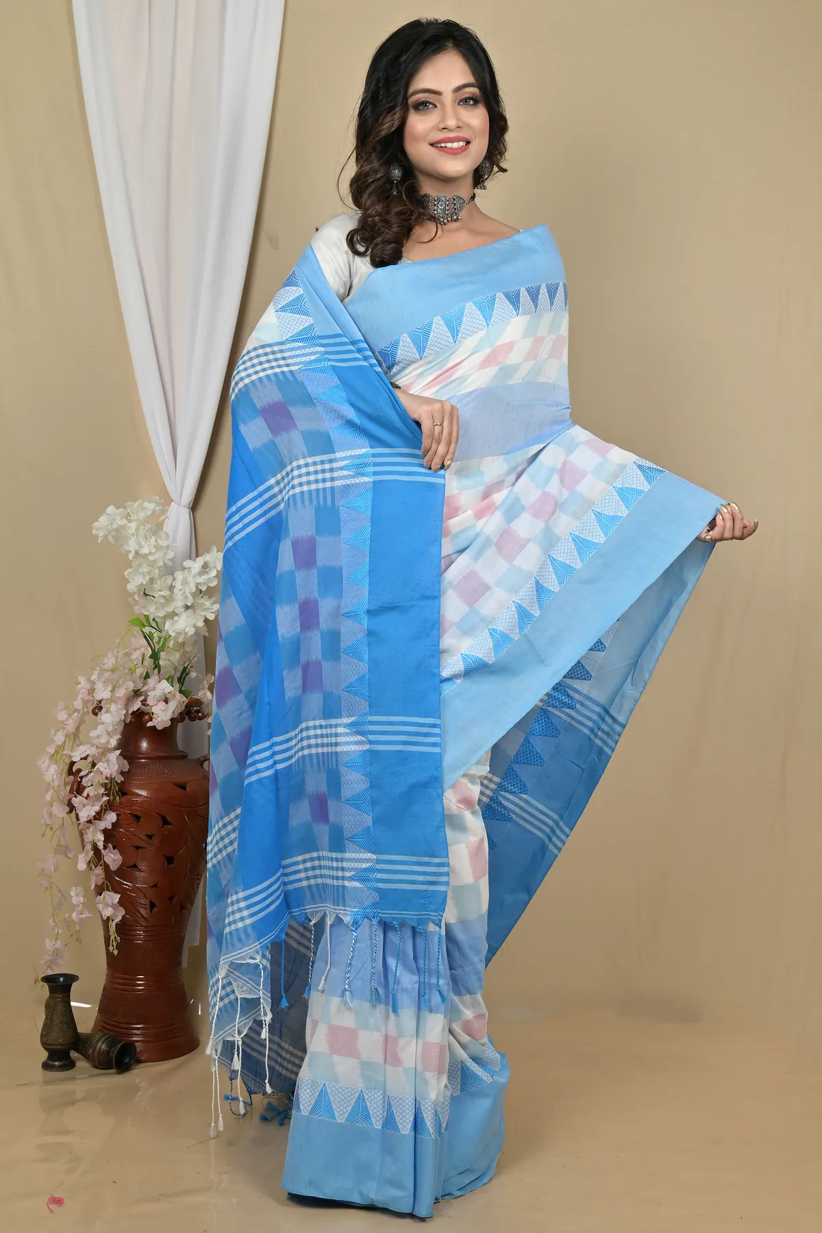 DipDiya Pure Cotton Sky Blue White Hiran Traditional Elegance Handloom Sarees