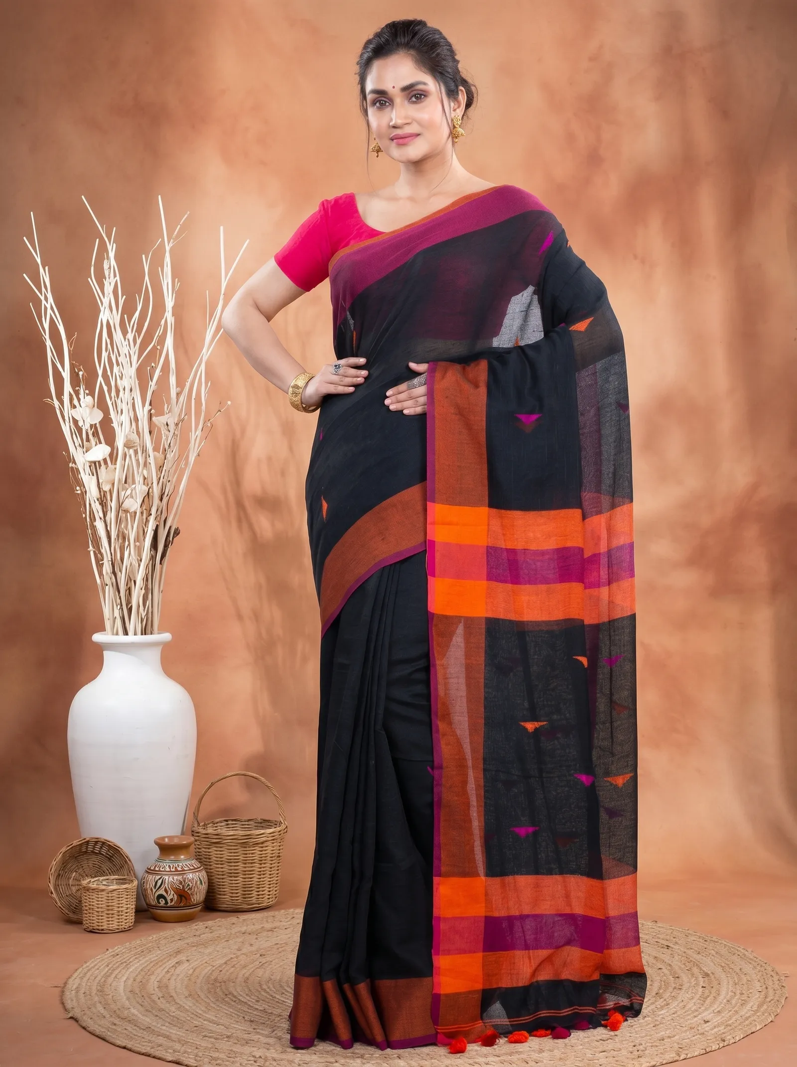 DipDiya Pure Cotton  Traditional Bengali Black Artisan Crafted Clasic Than Handloom Saree