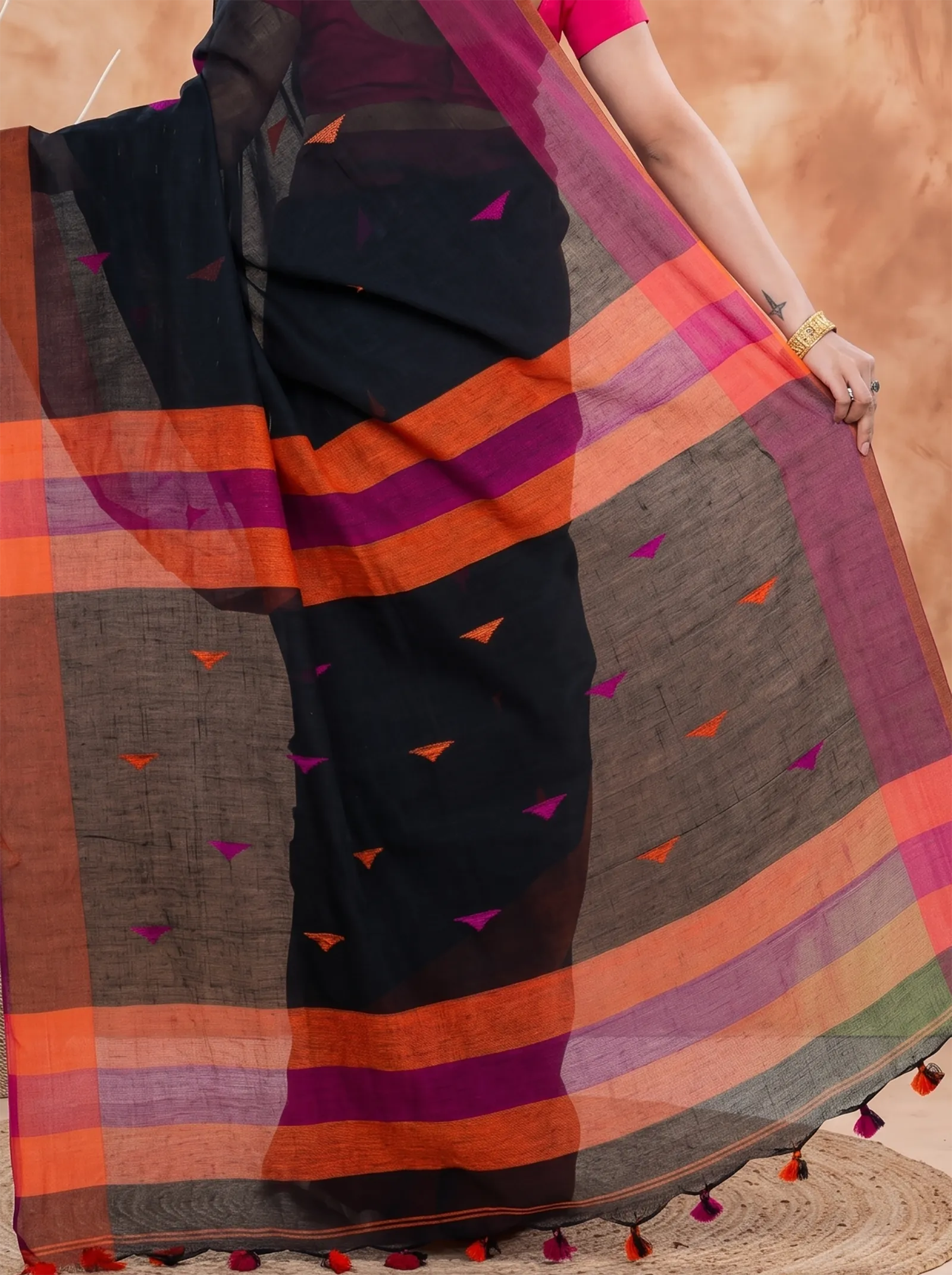 DipDiya Pure Cotton  Traditional Bengali Black Artisan Crafted Clasic Than Handloom Saree