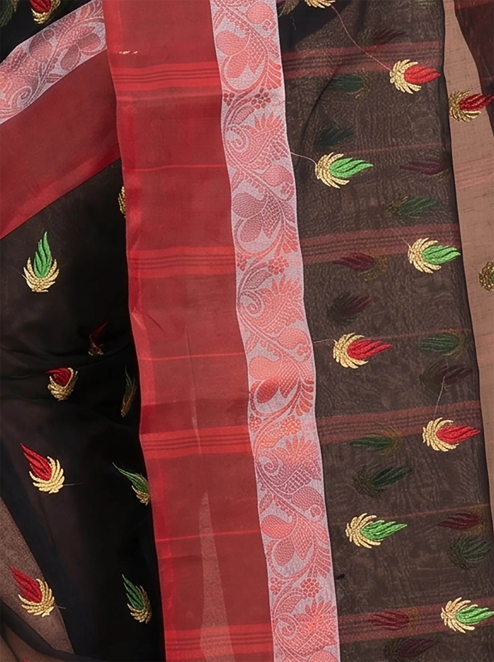 DipDiya Pure Cotton  Traditional Bengali Black Artisan Crafted Dip Embro Embroidery Tant Saree