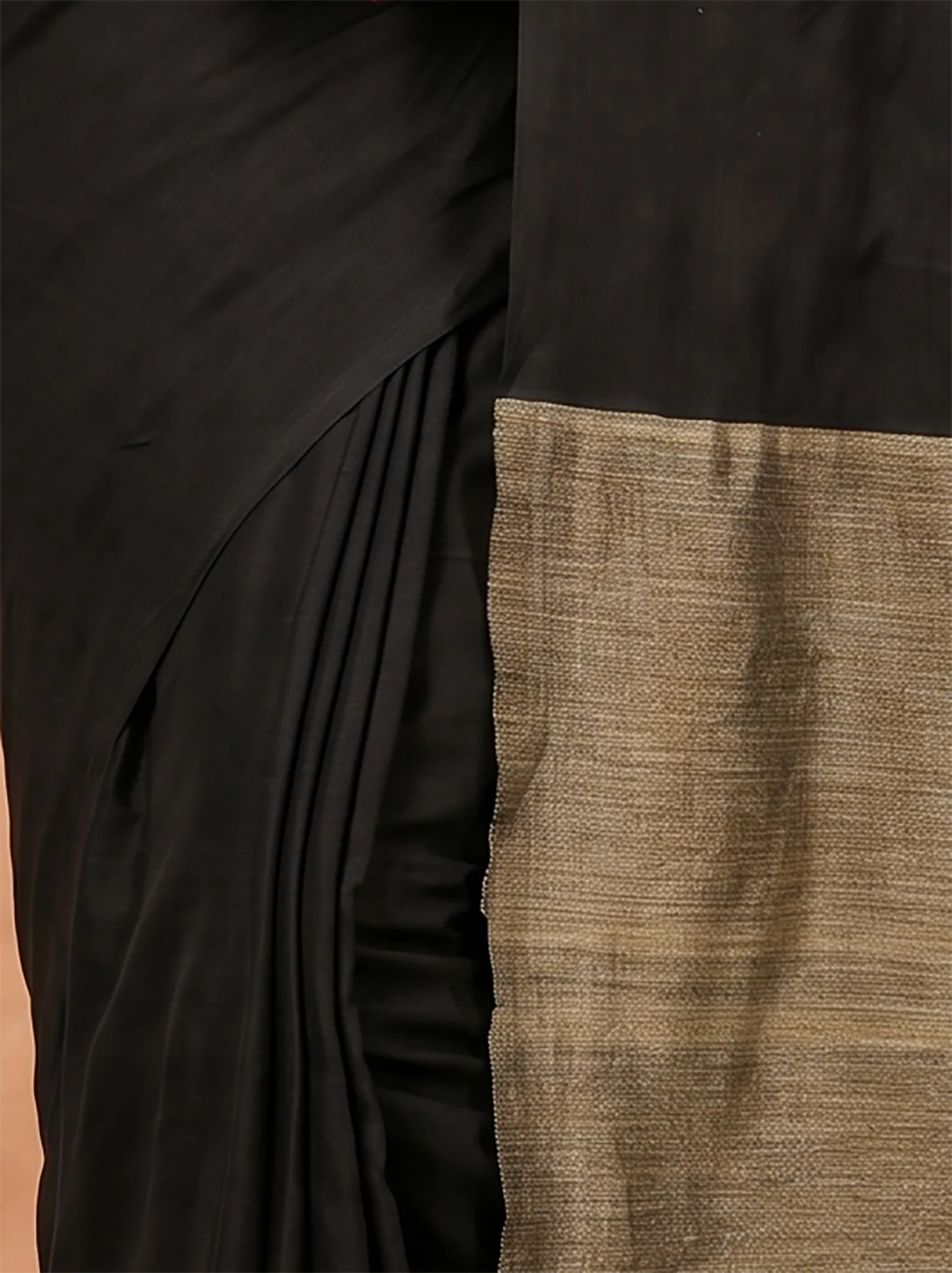 DipDiya Pure Cotton  Traditional Bengali Black Artisan Crafted Kesh Than Handloom Saree