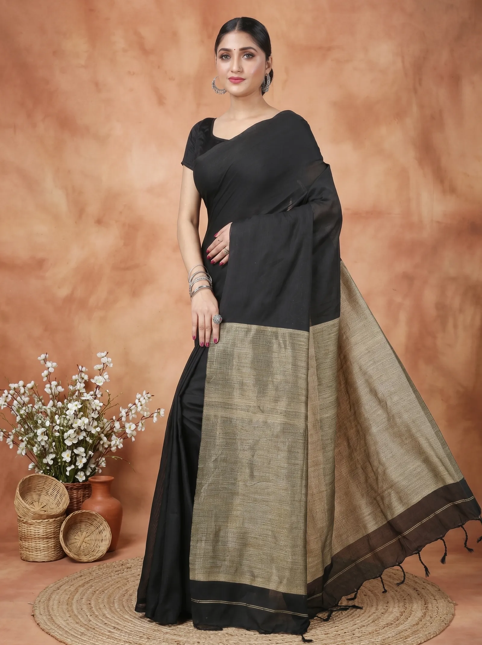 DipDiya Pure Cotton  Traditional Bengali Black Artisan Crafted Kesh Than Handloom Saree