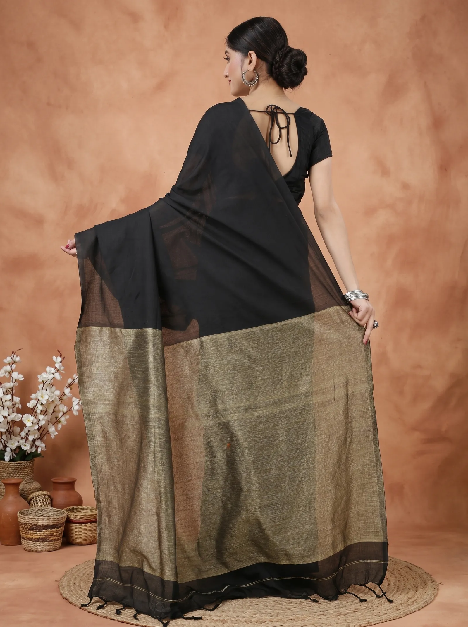 DipDiya Pure Cotton  Traditional Bengali Black Artisan Crafted Kesh Than Handloom Saree