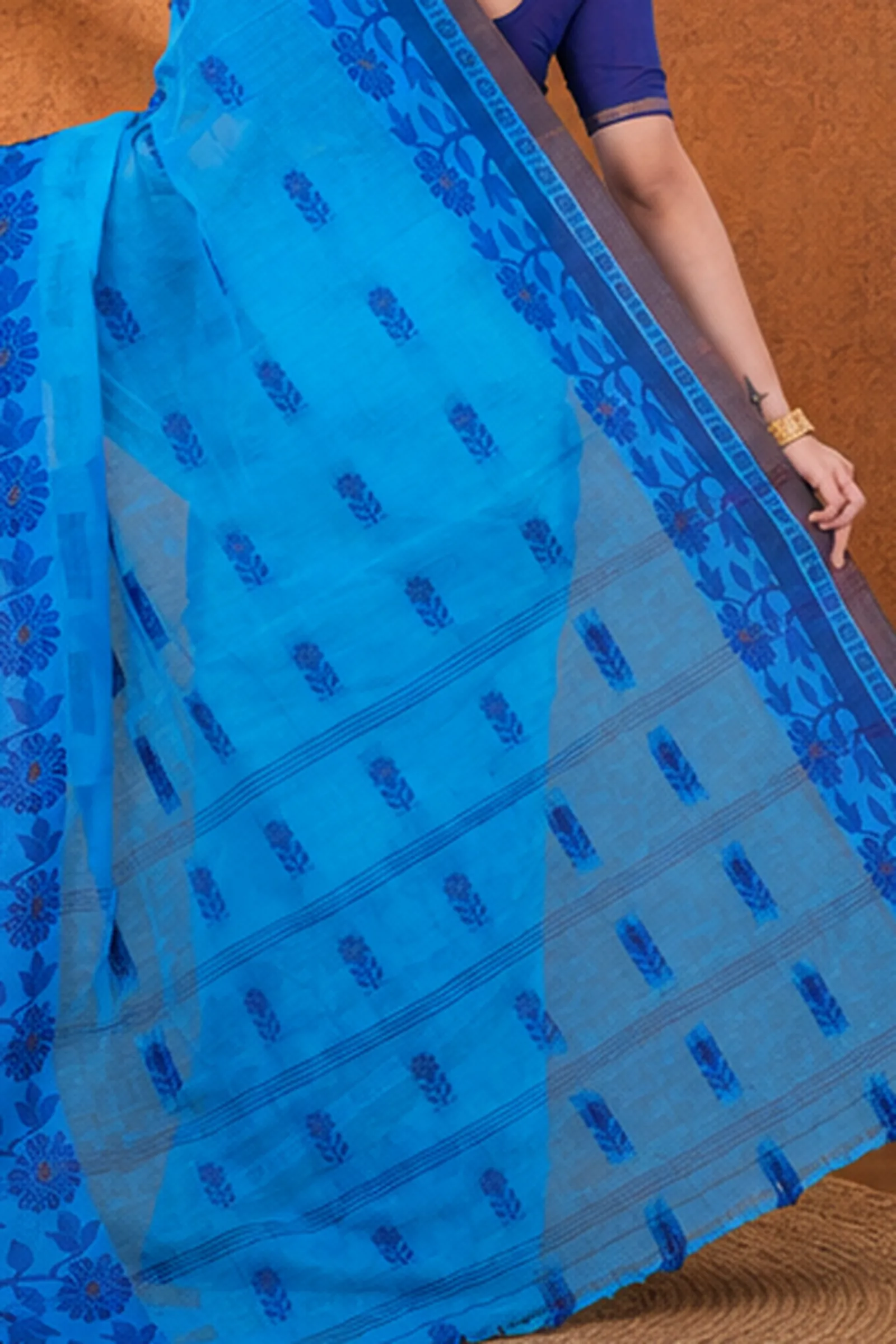 DipDiya Pure Cotton  Traditional Bengali Blue Artisan Crafted Fultop Tant Tant Saree