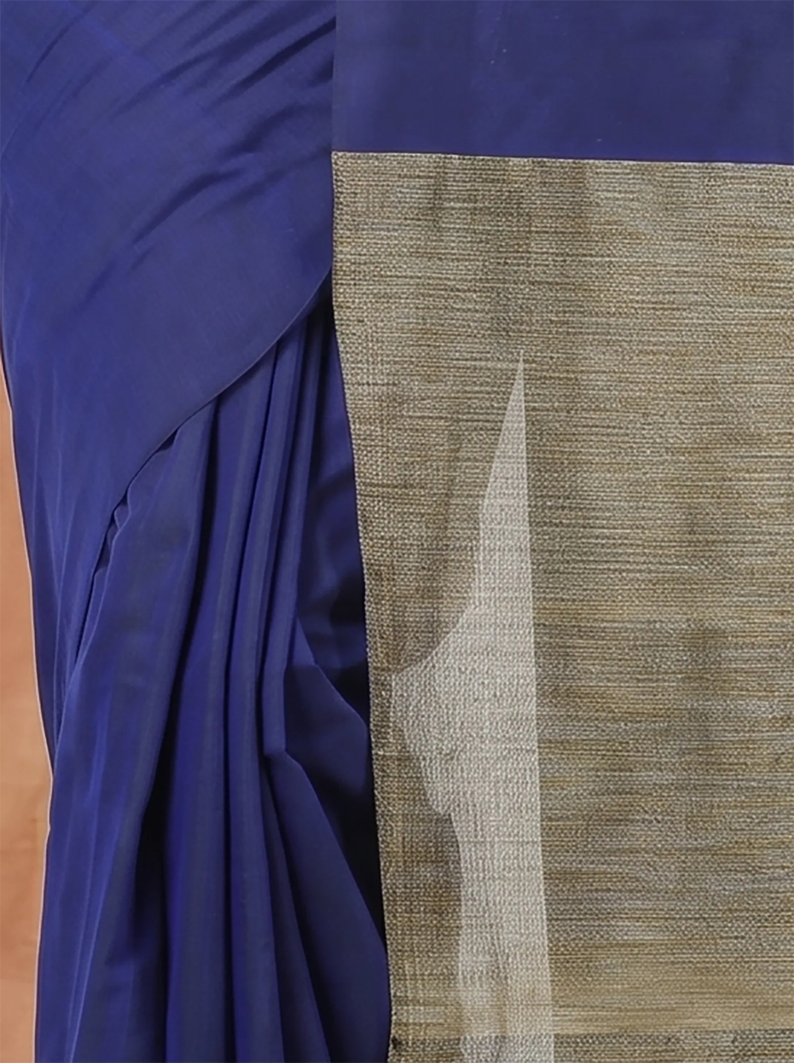 DipDiya Pure Cotton  Traditional Bengali Blue Artisan Crafted Kesh Than Handloom Saree