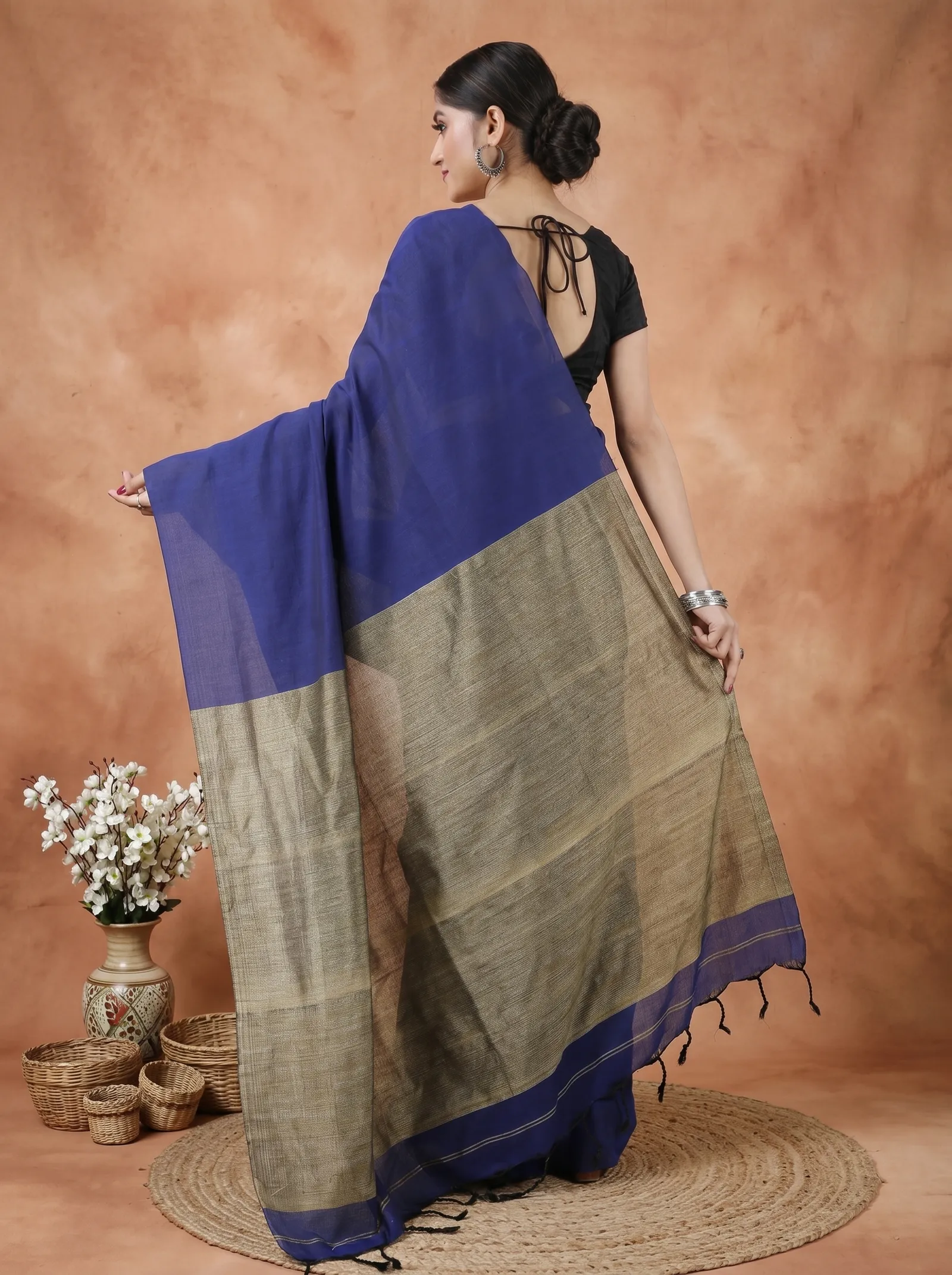 DipDiya Pure Cotton  Traditional Bengali Blue Artisan Crafted Kesh Than Handloom Saree