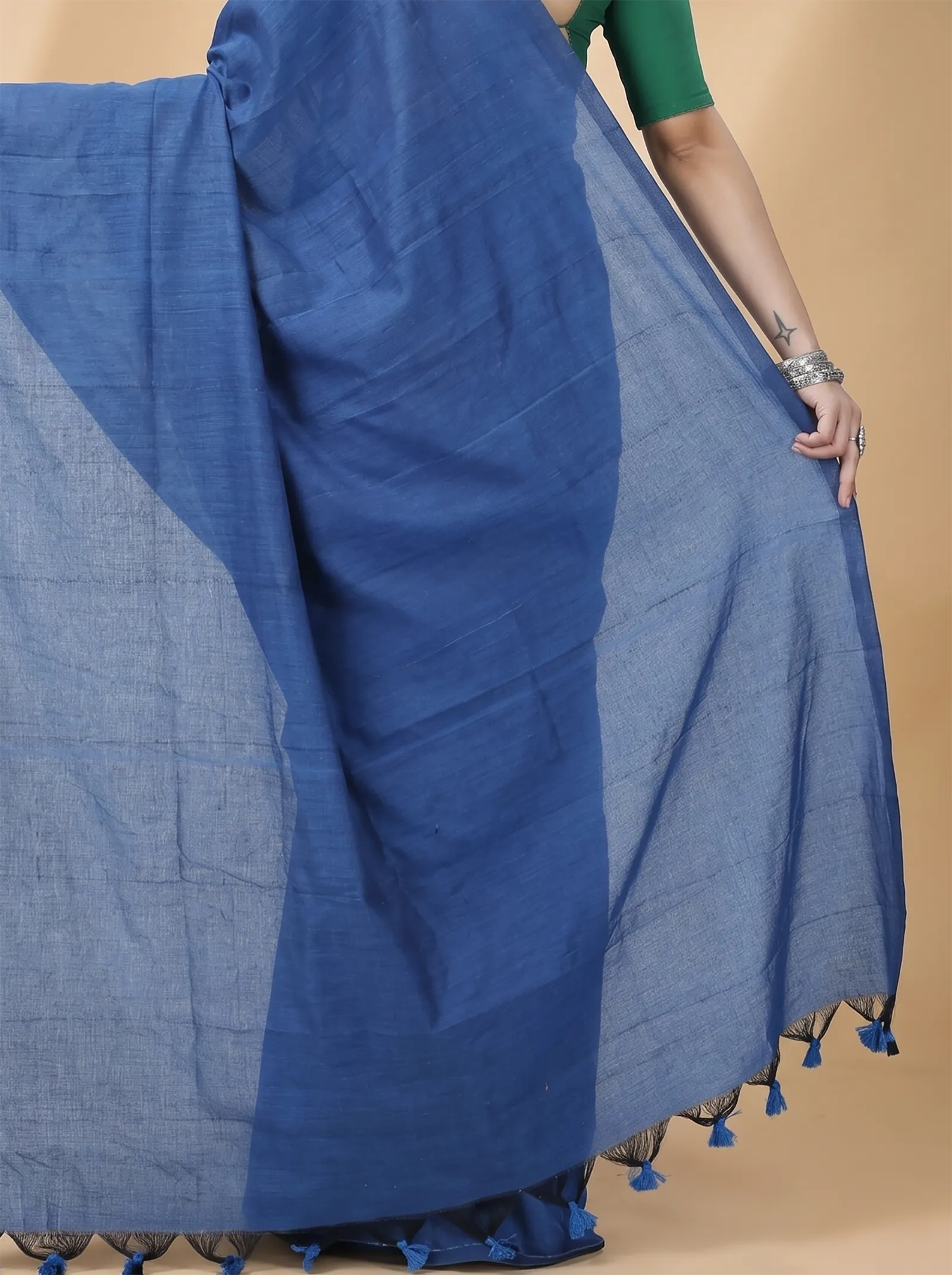 DipDiya Pure Cotton  Traditional Bengali Blue Artisan Crafted ThanKhadi Handloom Saree