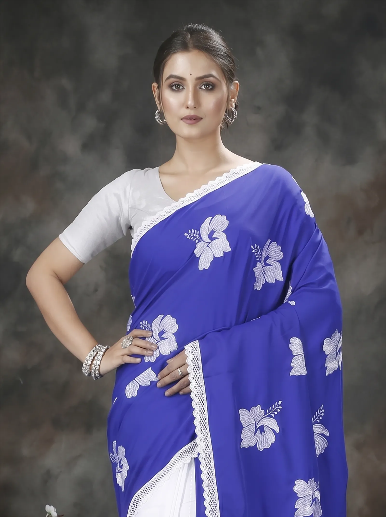 DipDiya Pure Cotton  Traditional Bengali Blue White Artisan Crafted Teru Handloom Saree