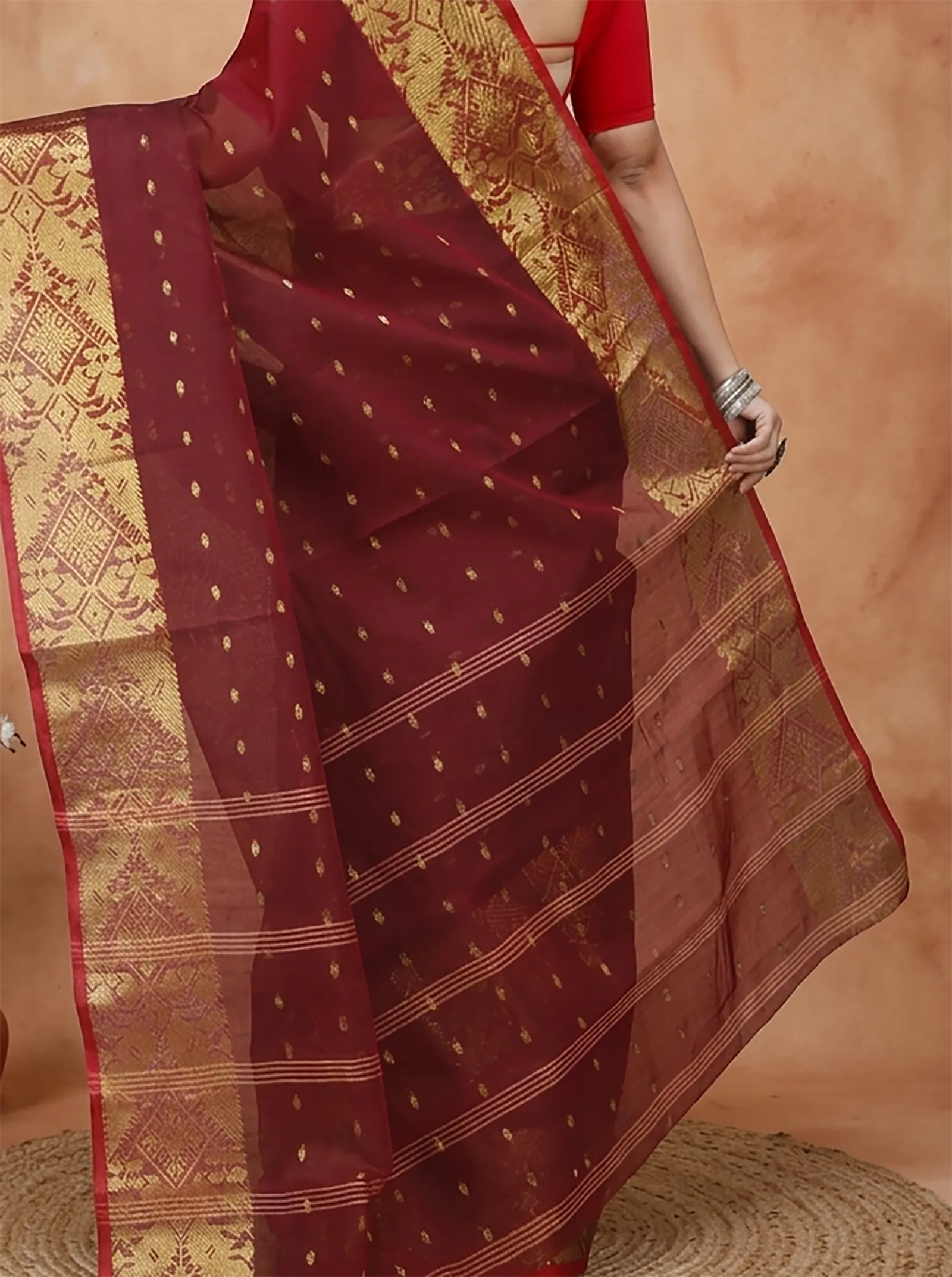 DipDiya Pure Cotton  Traditional Bengali Brown Artisan Crafted Gopa Tant Saree
