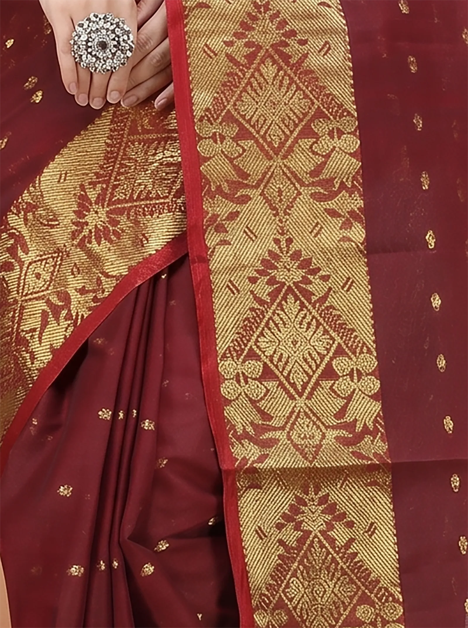 DipDiya Pure Cotton  Traditional Bengali Brown Artisan Crafted Gopa Tant Saree