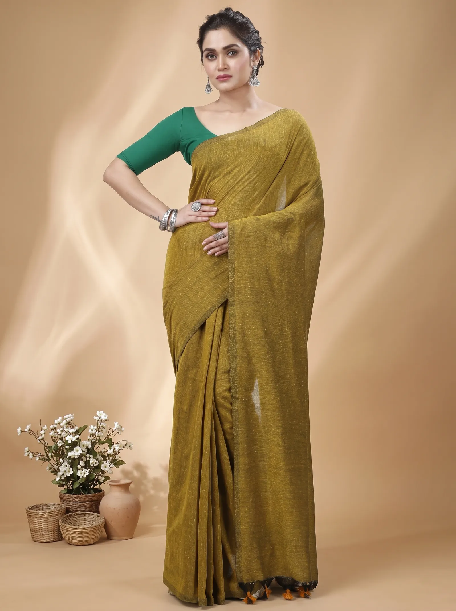 DipDiya Pure Cotton  Traditional Bengali Brown Artisan Crafted ThanKhadi Handloom Saree