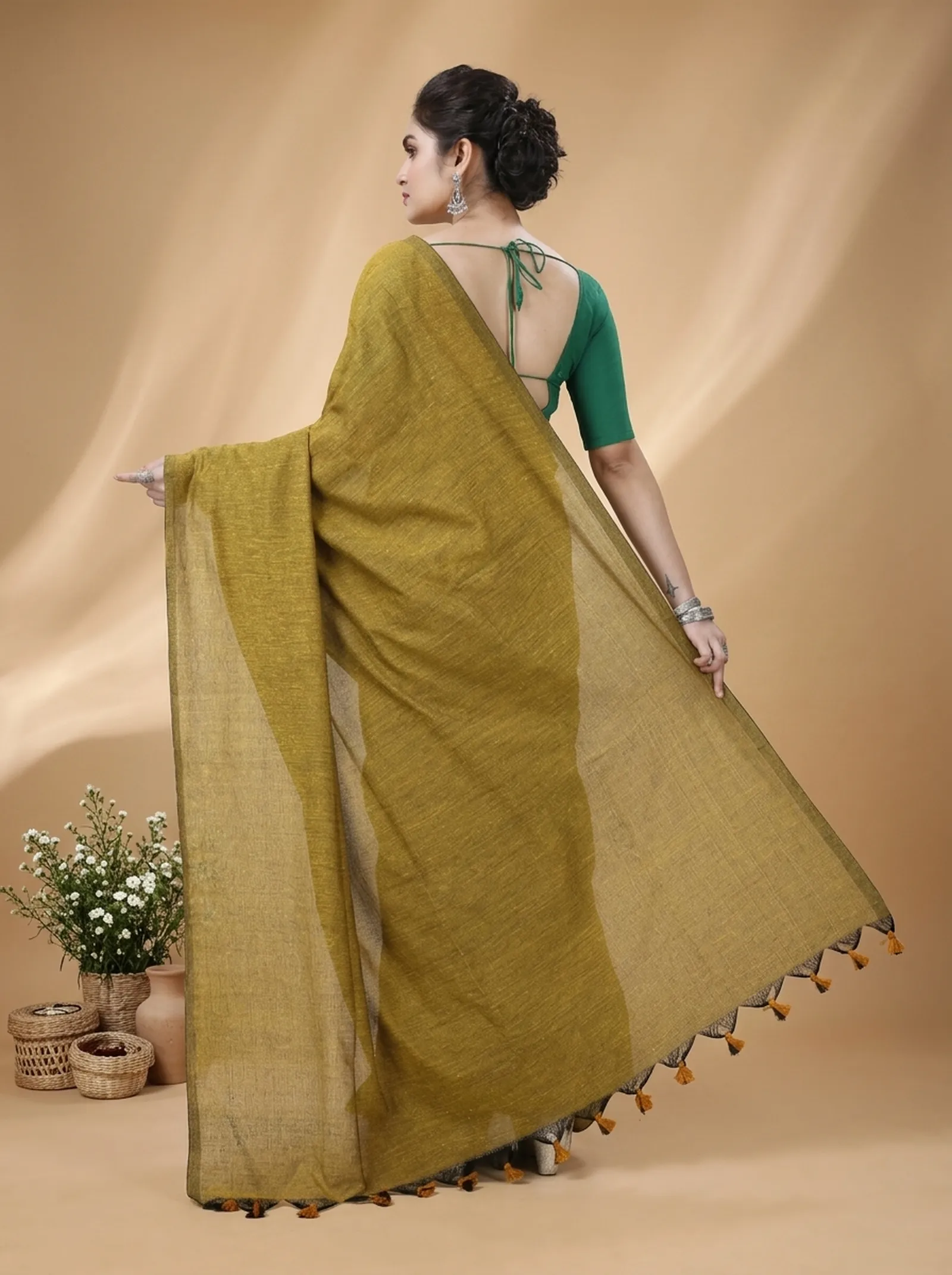 DipDiya Pure Cotton  Traditional Bengali Brown Artisan Crafted ThanKhadi Handloom Saree