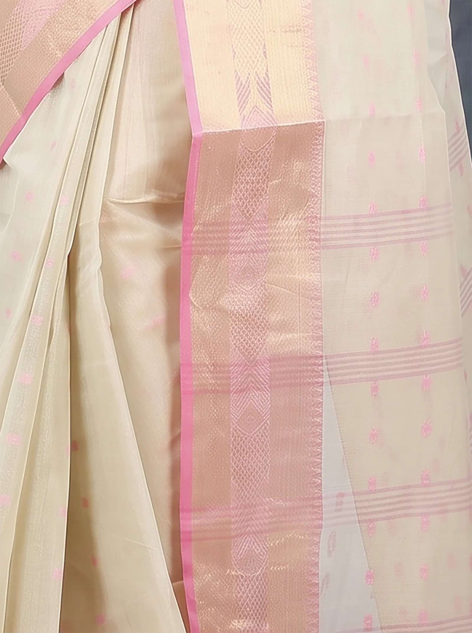 DipDiya Pure Cotton  Traditional Bengali Cream Artisan Crafted Griva Tant Saree