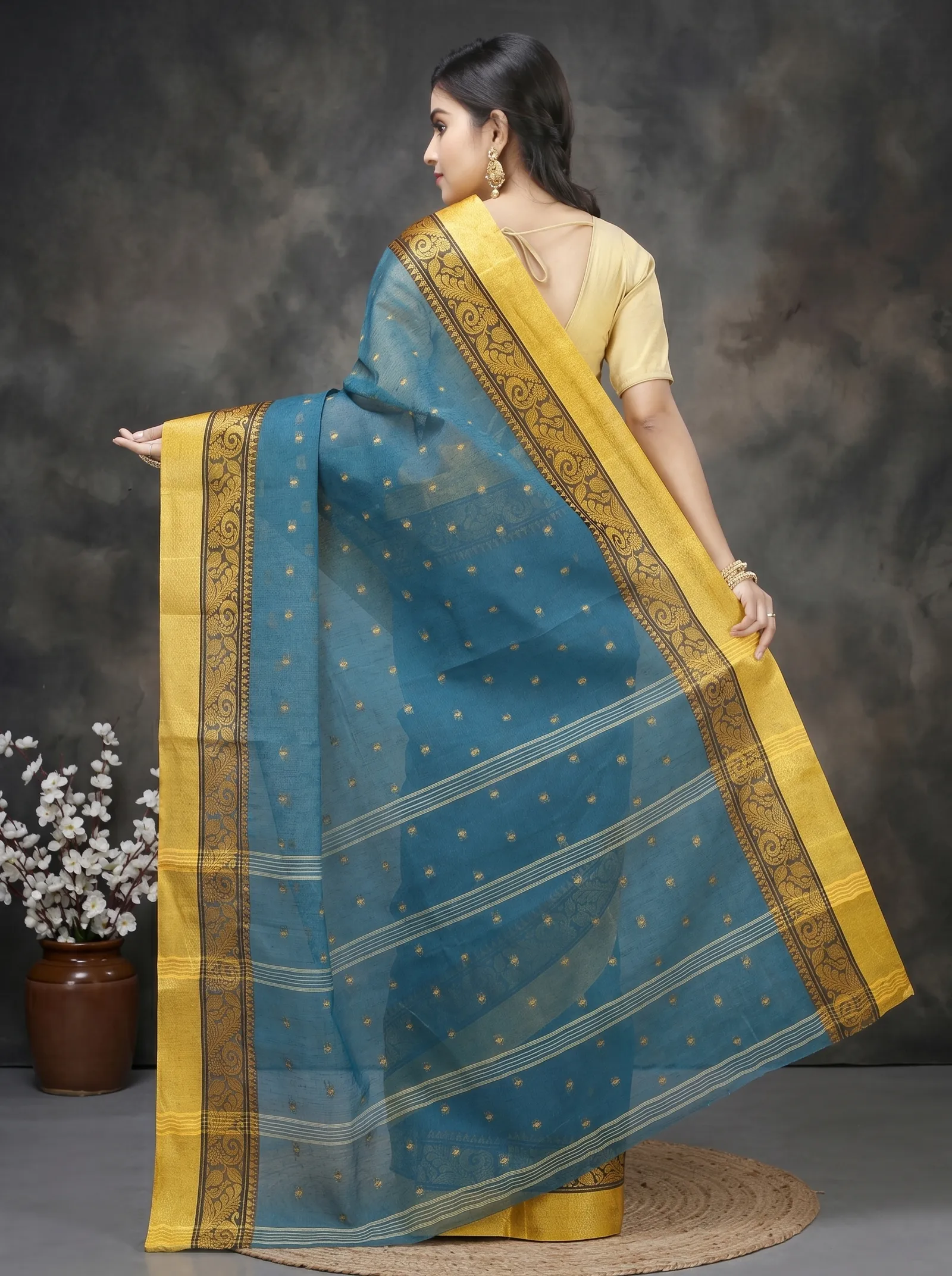 DipDiya Pure Cotton  Traditional Bengali Dark Green Artisan Crafted Sorbori Tant Saree