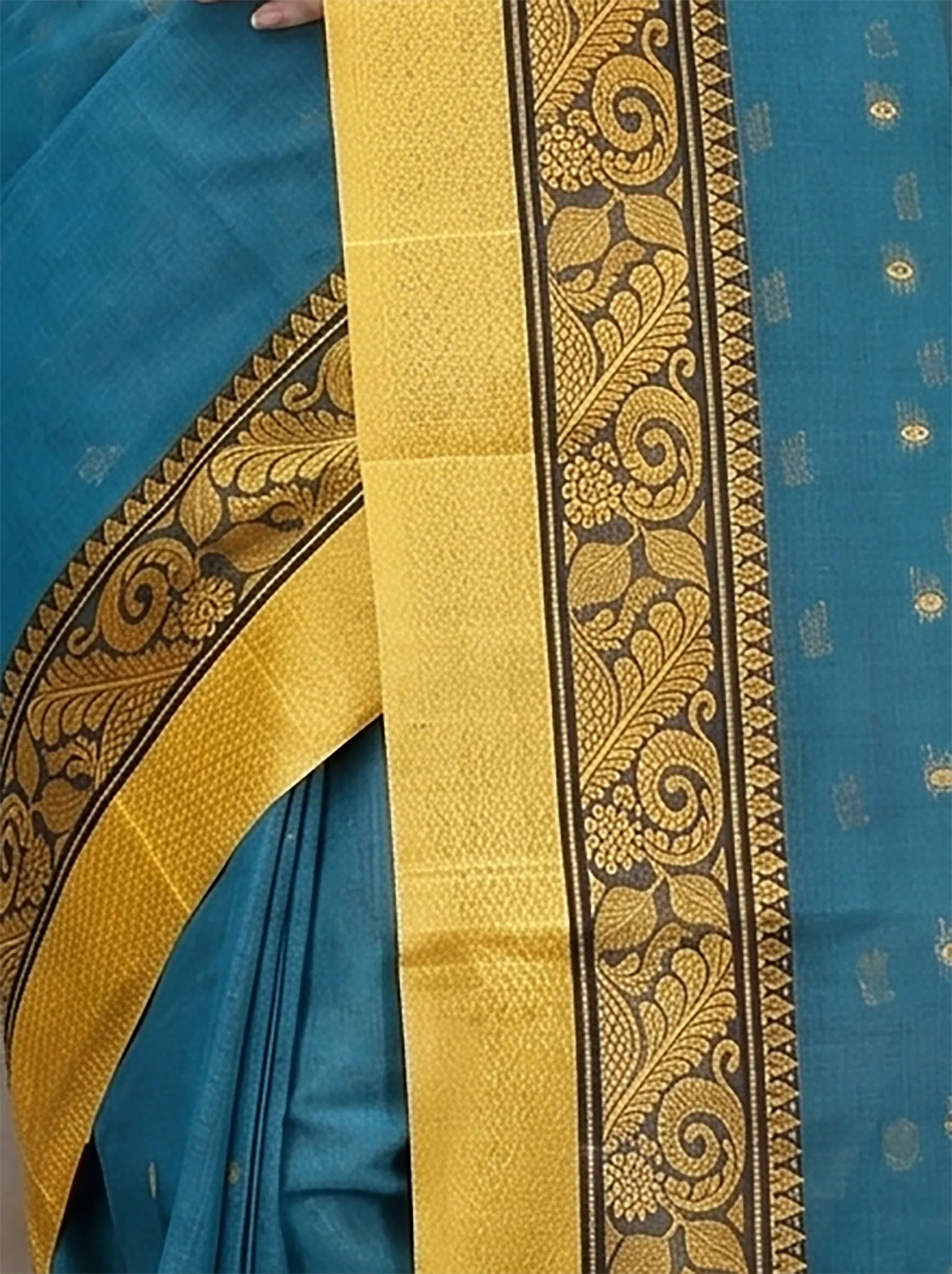DipDiya Pure Cotton  Traditional Bengali Dark Green Artisan Crafted Sorbori Tant Saree