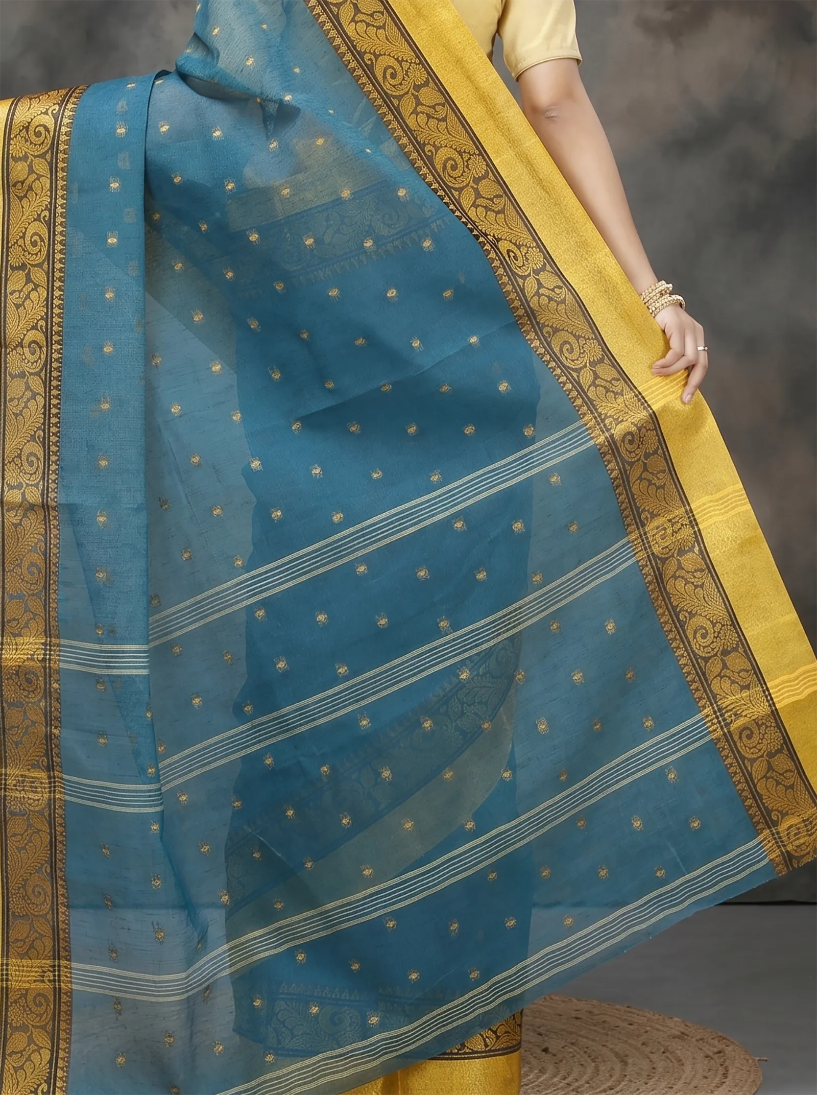 DipDiya Pure Cotton  Traditional Bengali Dark Green Artisan Crafted Sorbori Tant Saree
