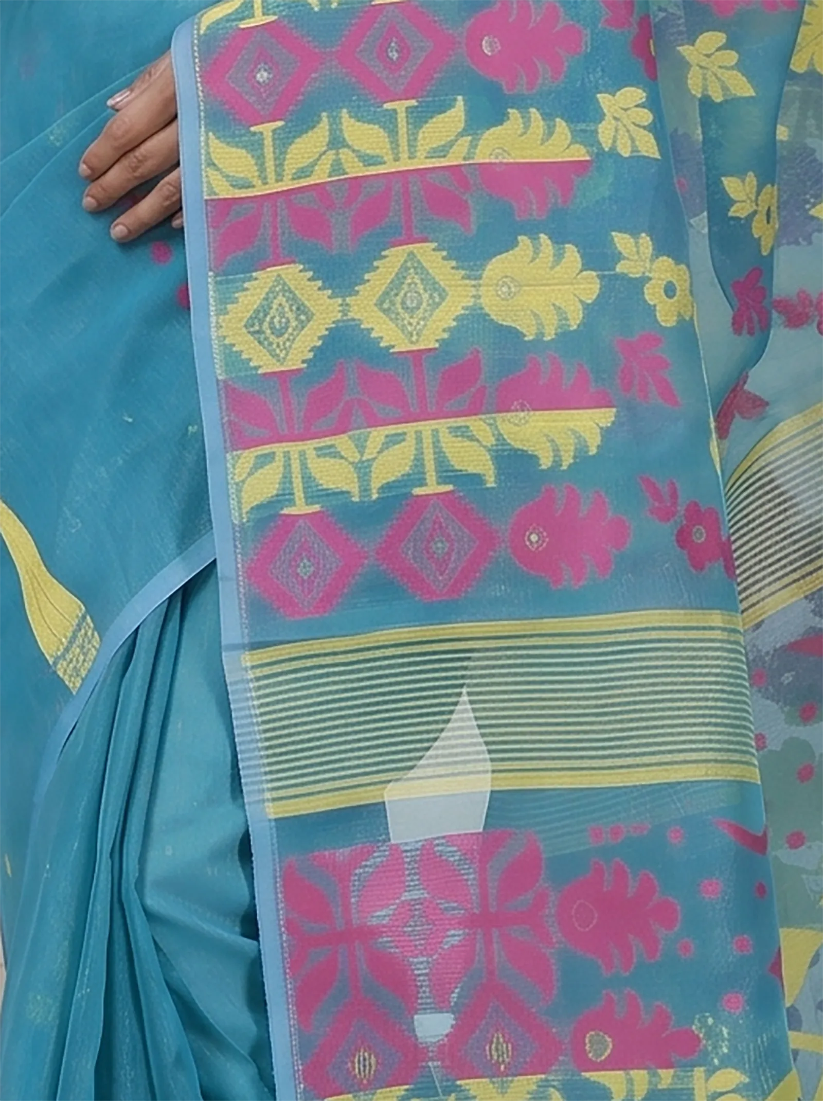 DipDiya Pure Cotton  Traditional Bengali Dark Green Artisan Crafted Urmila Jamdani Saree