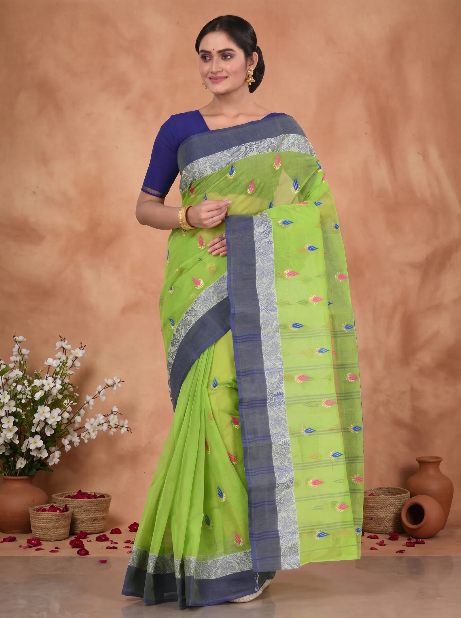 DipDiya Pure Cotton  Traditional Bengali Green Artisan Crafted Dip Embro Embroidery Tant Saree
