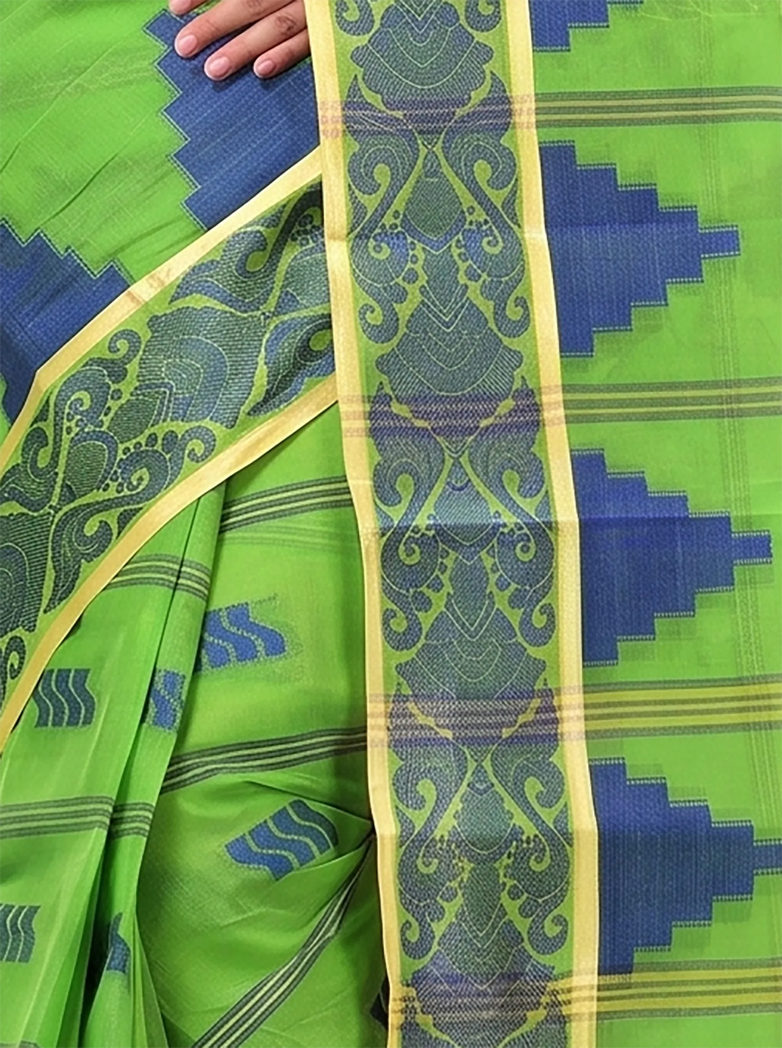 DipDiya Pure Cotton  Traditional Bengali Green Artisan Crafted Kamala Desiging Tant Saree