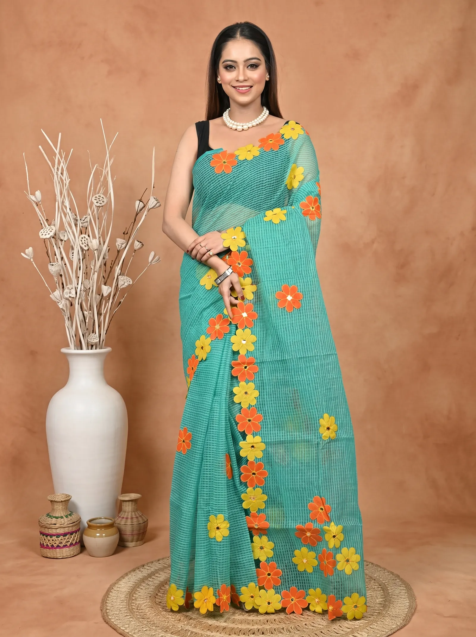DipDiya Pure Cotton  Traditional Bengali Green Artisan Crafted Kotaplik Kota Applique Saree