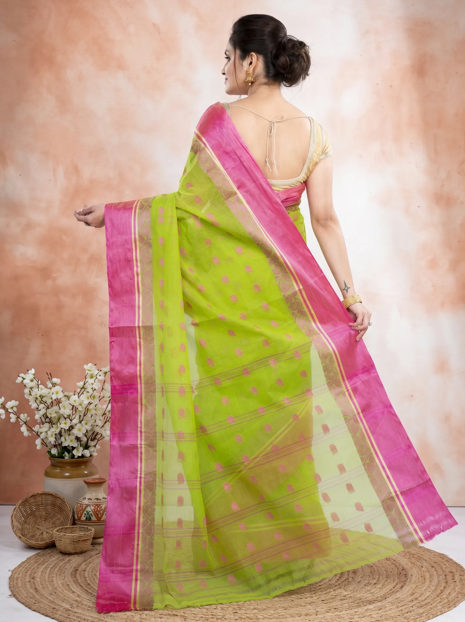 DipDiya Pure Cotton  Traditional Bengali Green Artisan Crafted Sukla Velvet Tant Saree