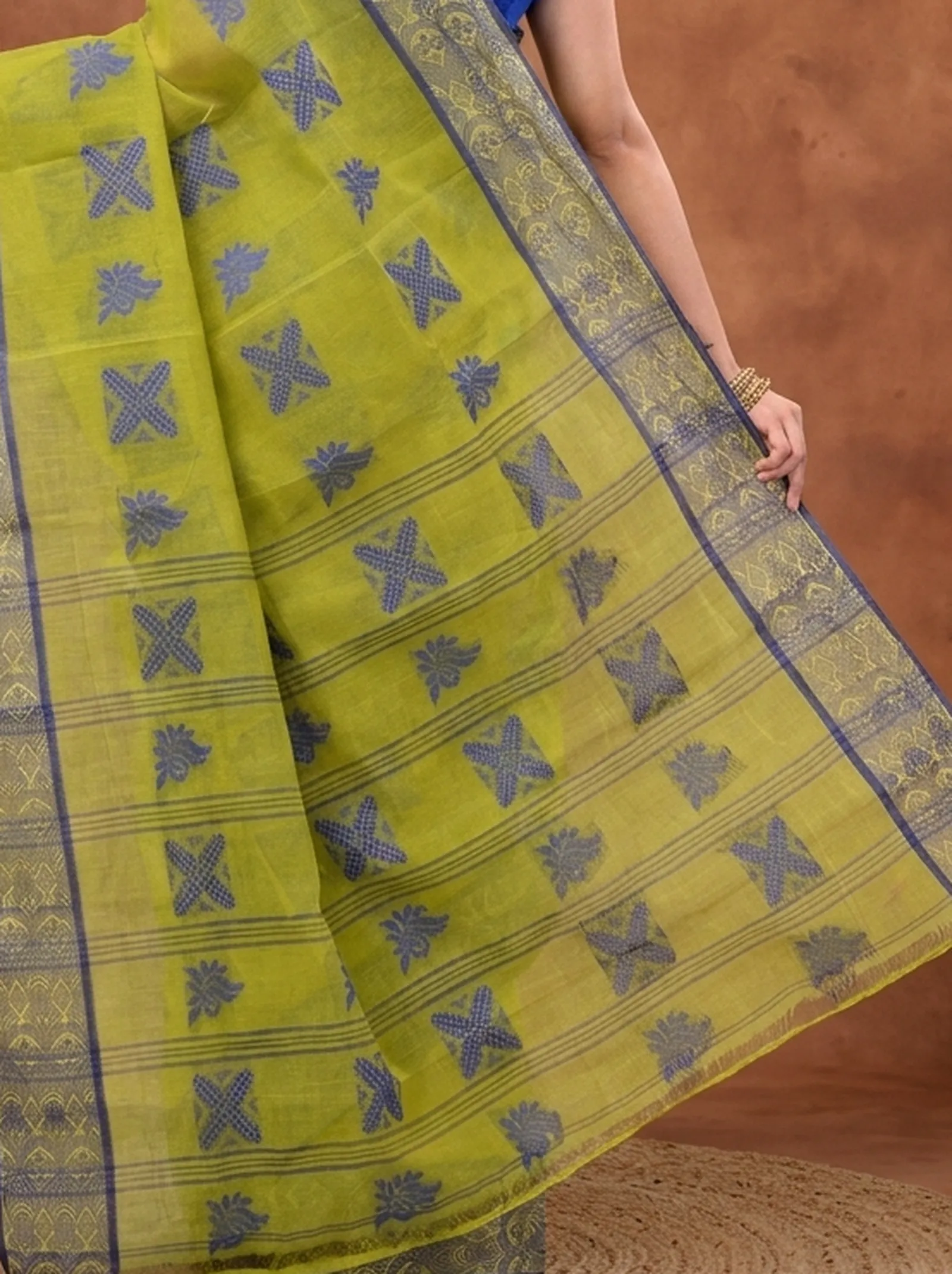 DipDiya Pure Cotton  Traditional Bengali Green Artisan Crafted Suparna Buti Tant Saree