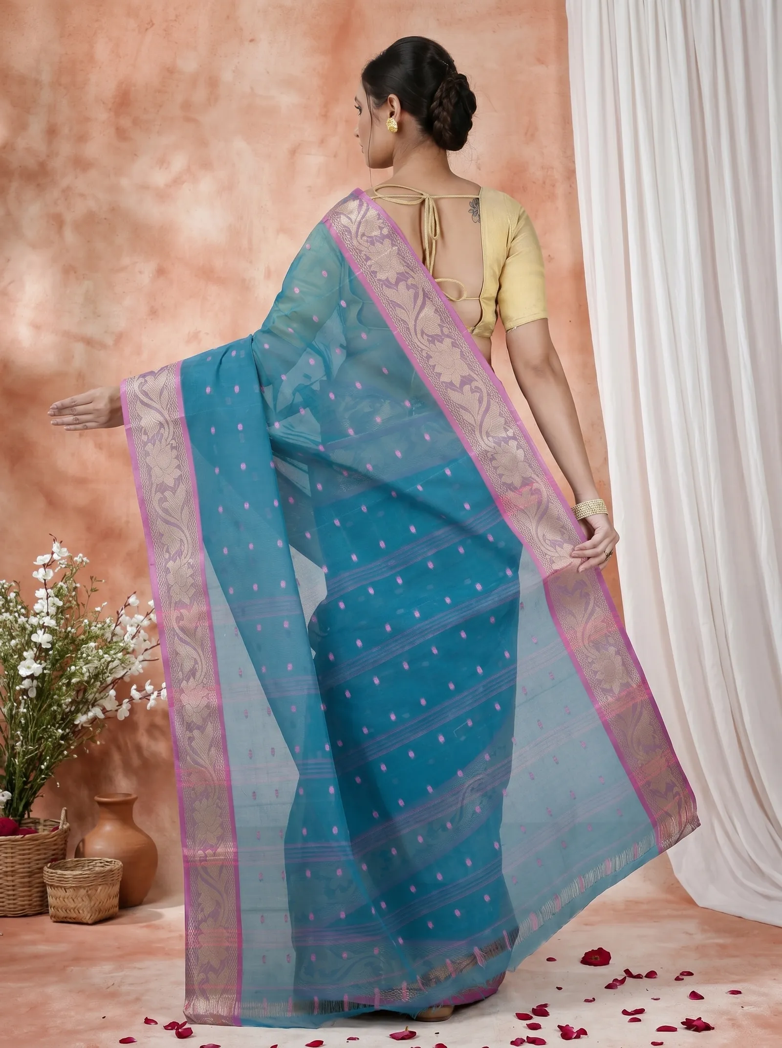 DipDiya Pure Cotton  Traditional Bengali Green Artisan Crafted Unnati Tant Saree