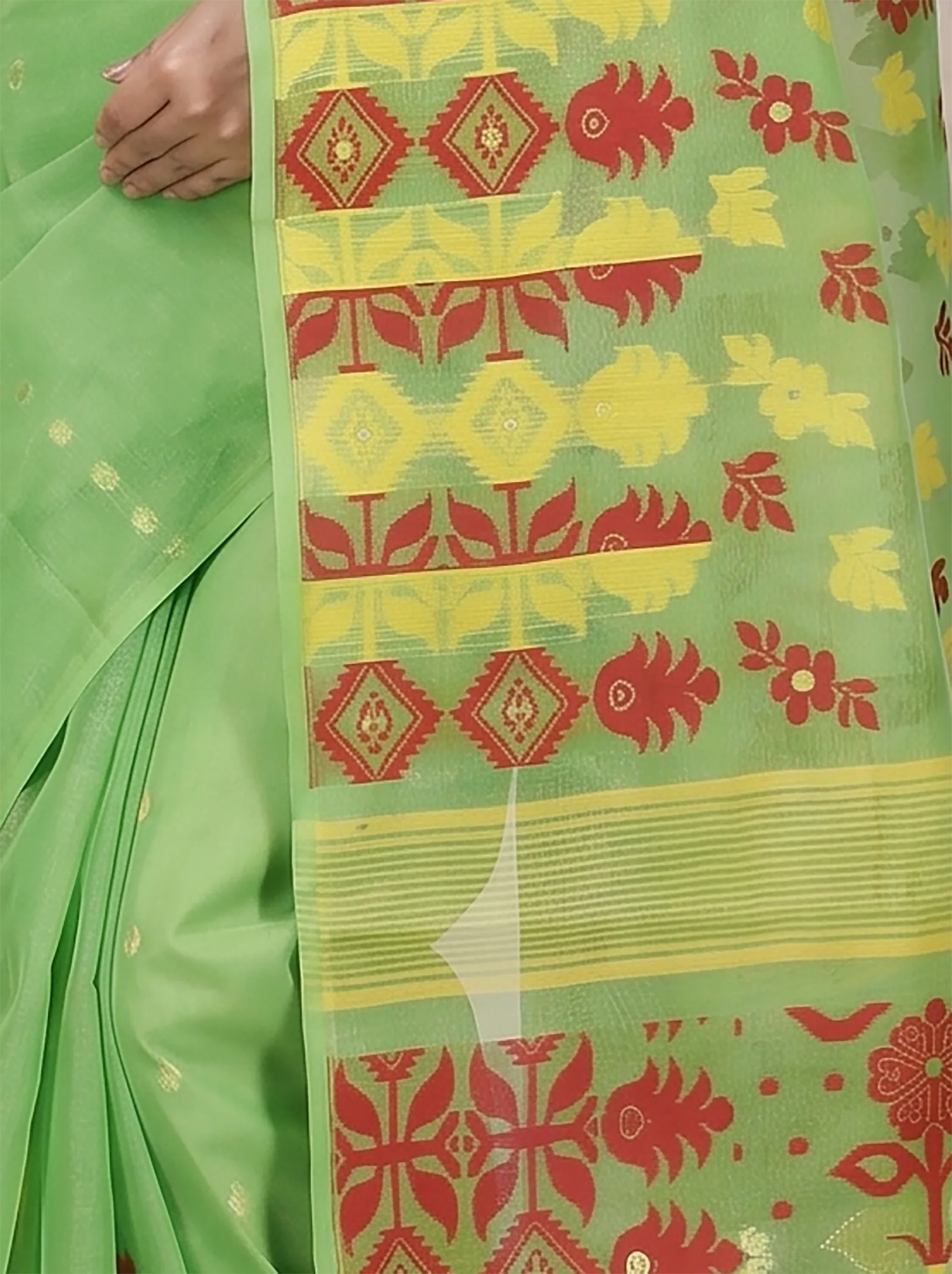 DipDiya Pure Cotton  Traditional Bengali Green Artisan Crafted Urmila Jamdani Saree
